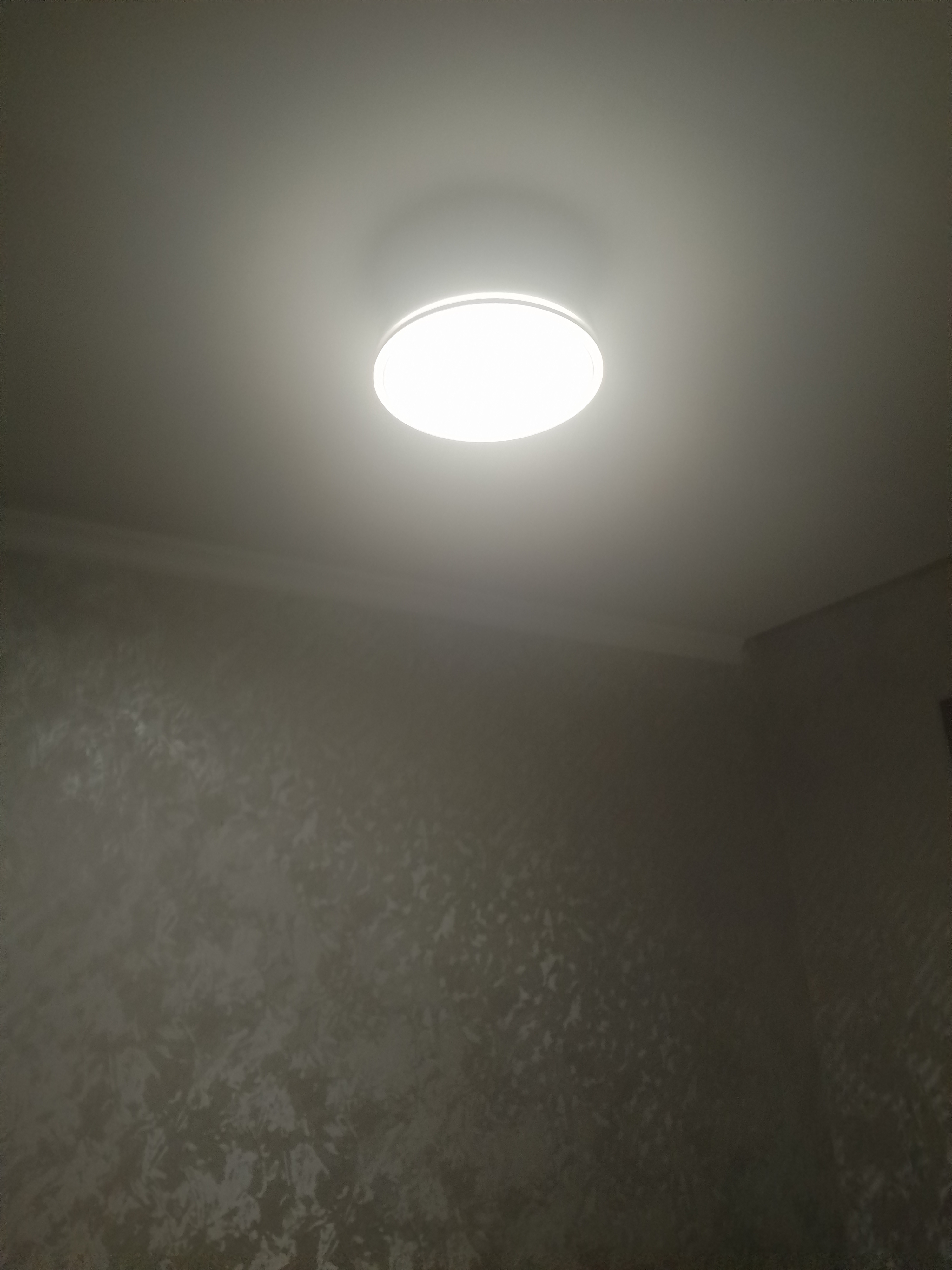 Ventilyatorli LED lyustra va qandil, shiftga osma, 3 xil yorug‘lik, 6 tezlik ventilyator