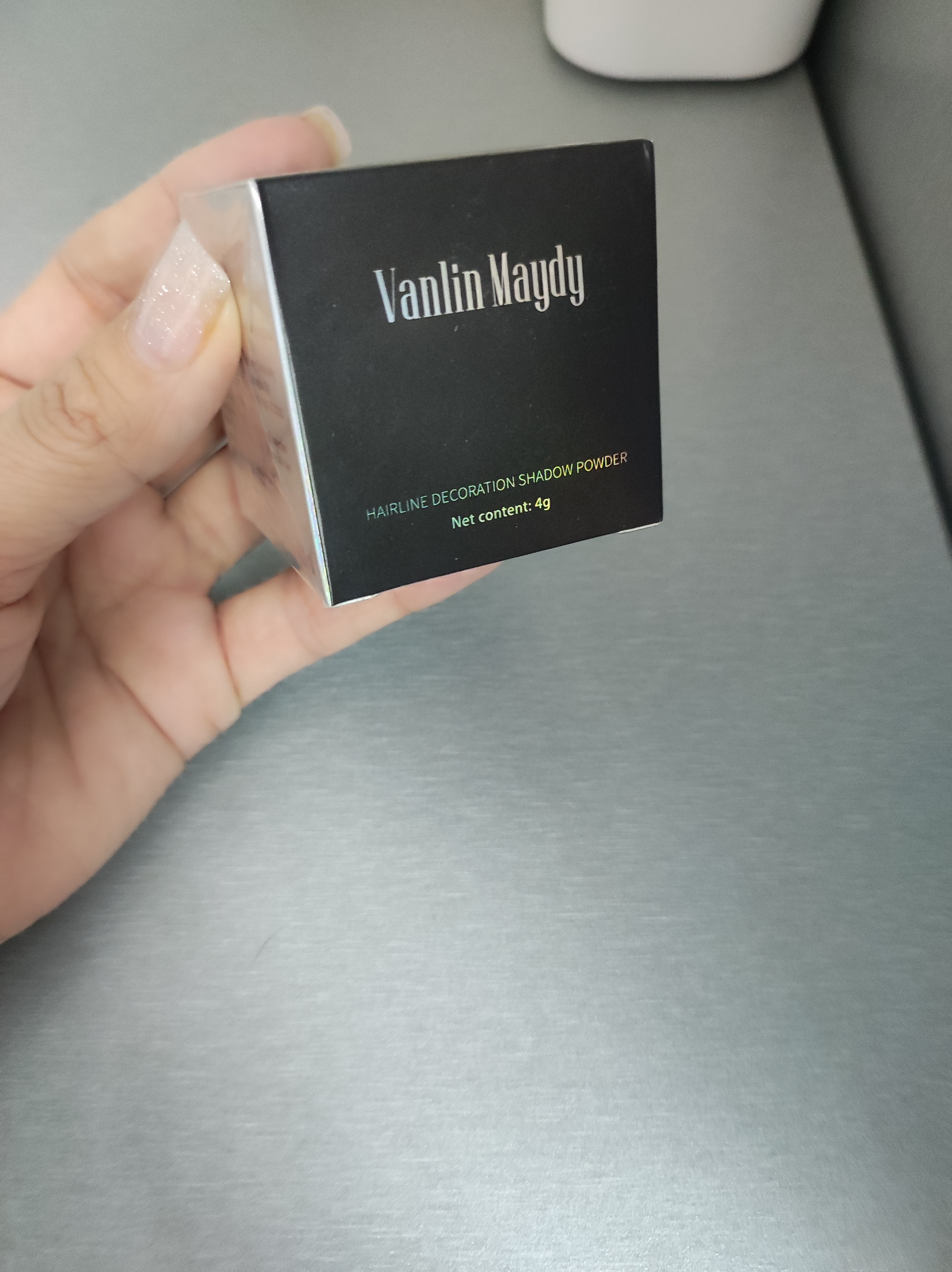Oqargan sochlar, soqol, qoshlarni yopish uchun kukun, 4g