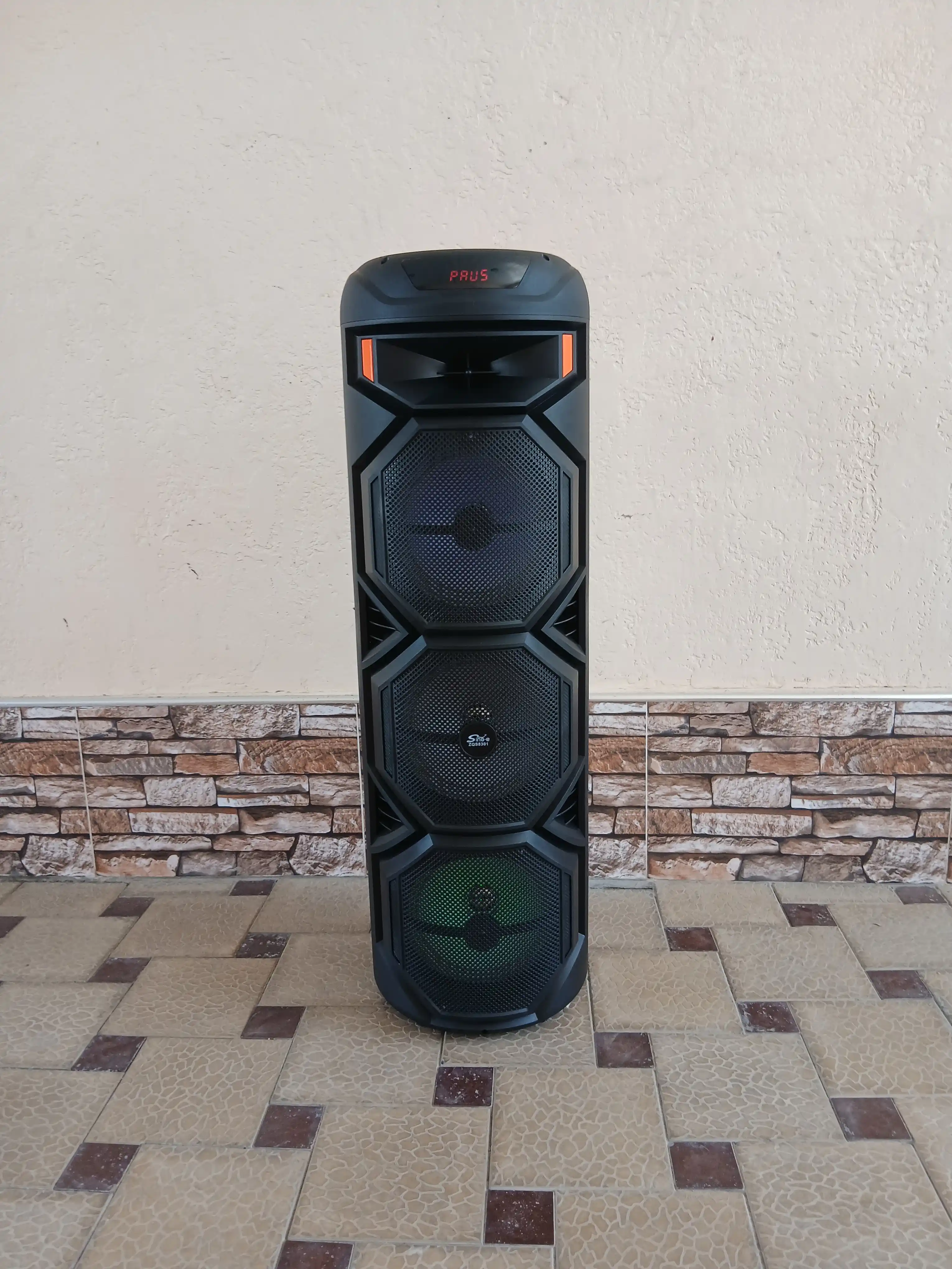 Karaoke kolonka, Bluetooth, simsiz mikrofonli, RGB chiroqli, 90×30 sm
