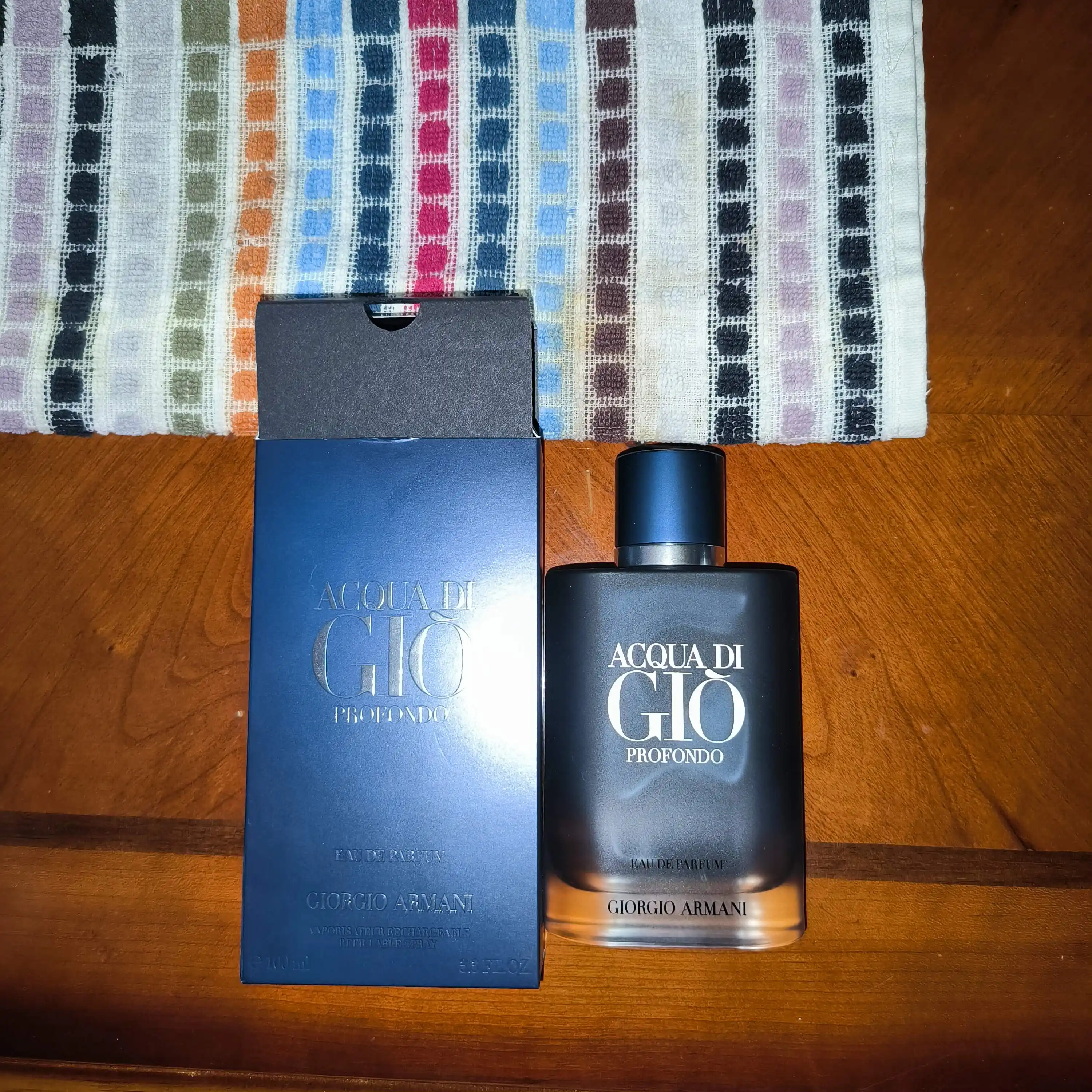 Erkaklar parfyumlangan suvi Giorgio Armani Acqua Di Gio Profondo, 100 ml