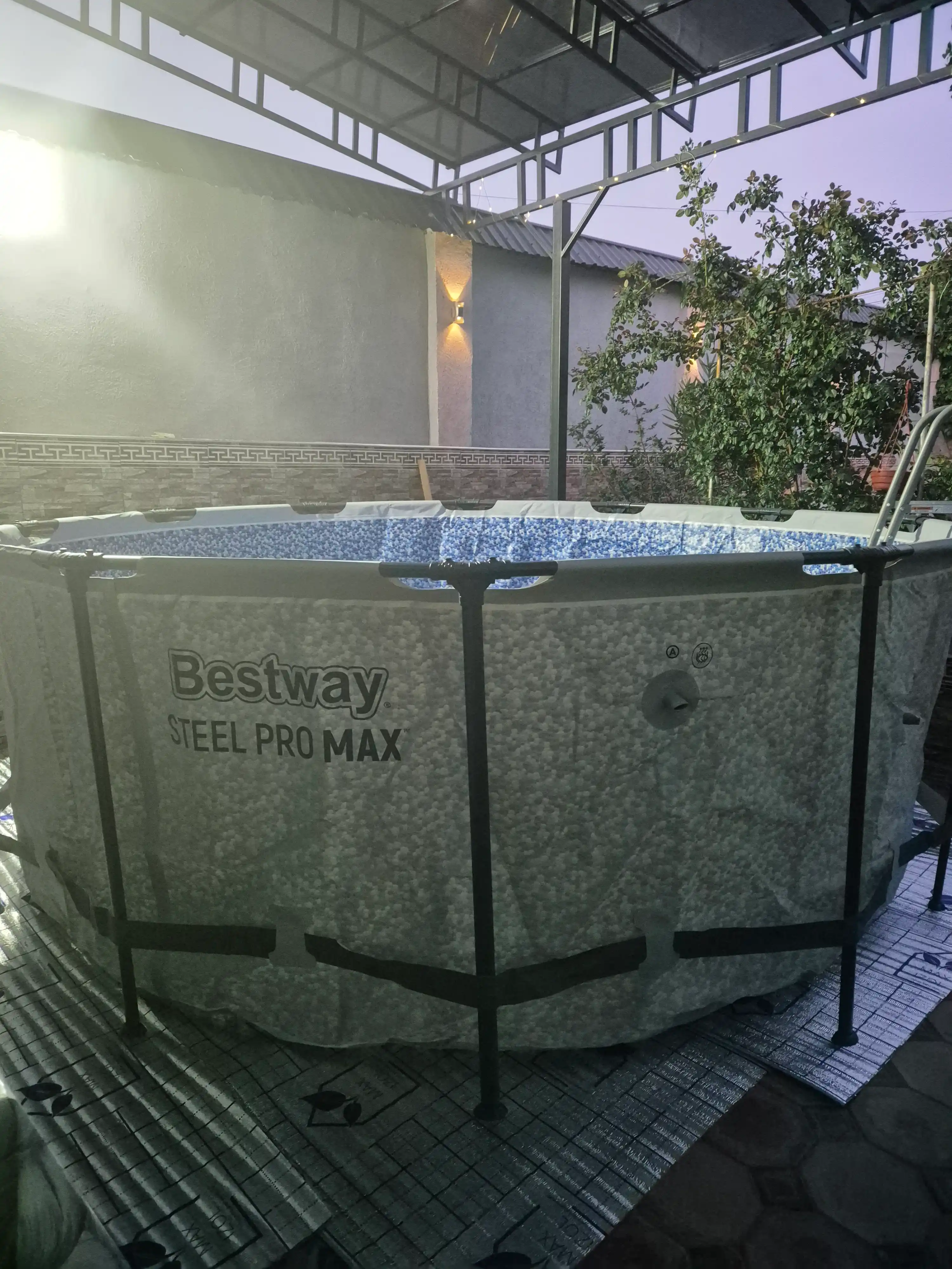 Karkasli basseyn / hovuz / Bestway Steel Pro Max 56420 / yumaloq 366 sm / PVX / oq