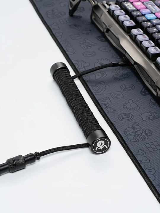Кабель GravaStar Coiled Aviator USB Cable