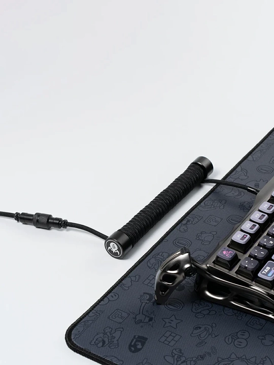 Кабель GravaStar Coiled Aviator USB Cable