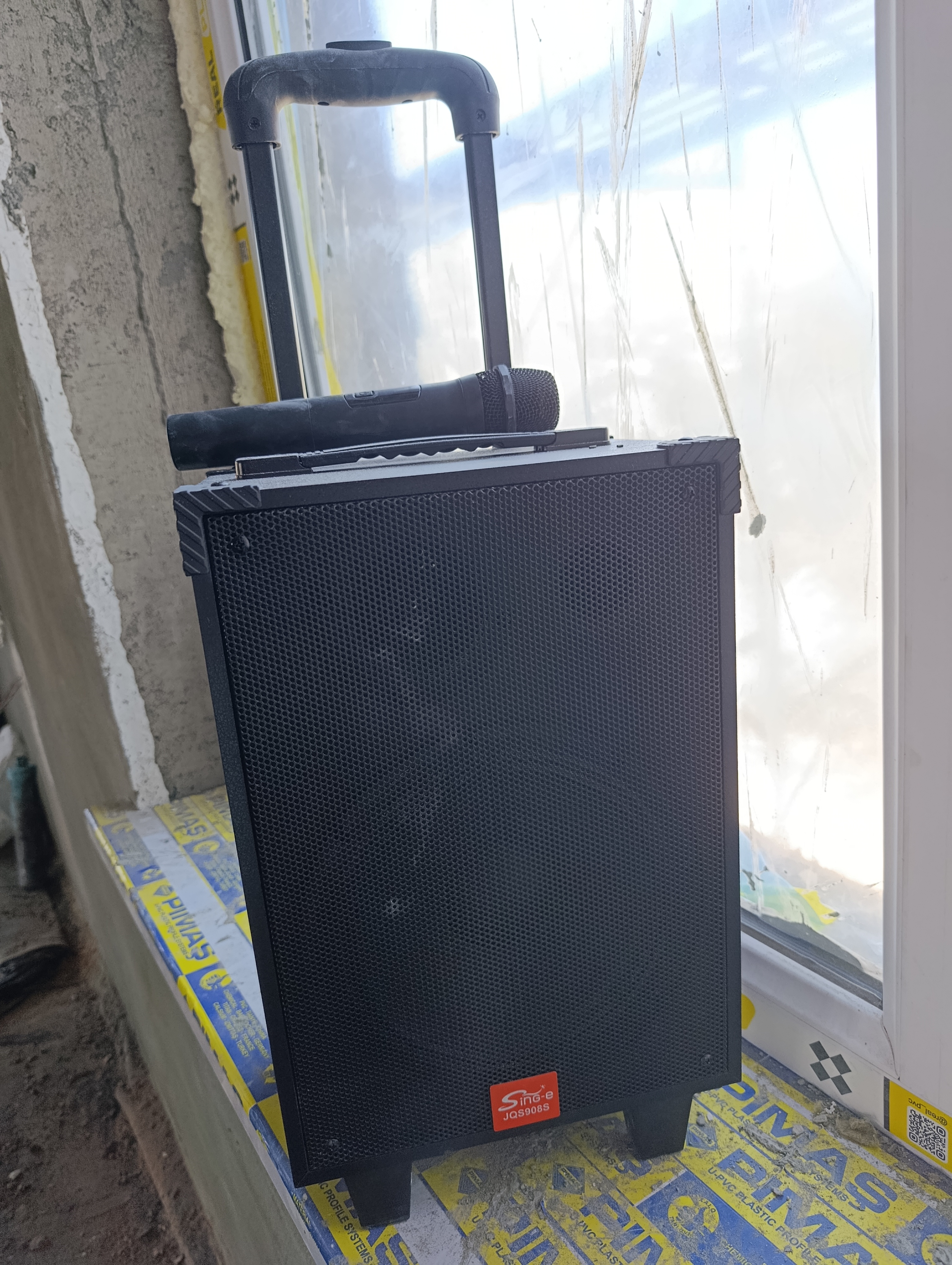 Караоке-колонка с Bluetooth-микрофоном ZQS 10101, 8148, 4239, 908s