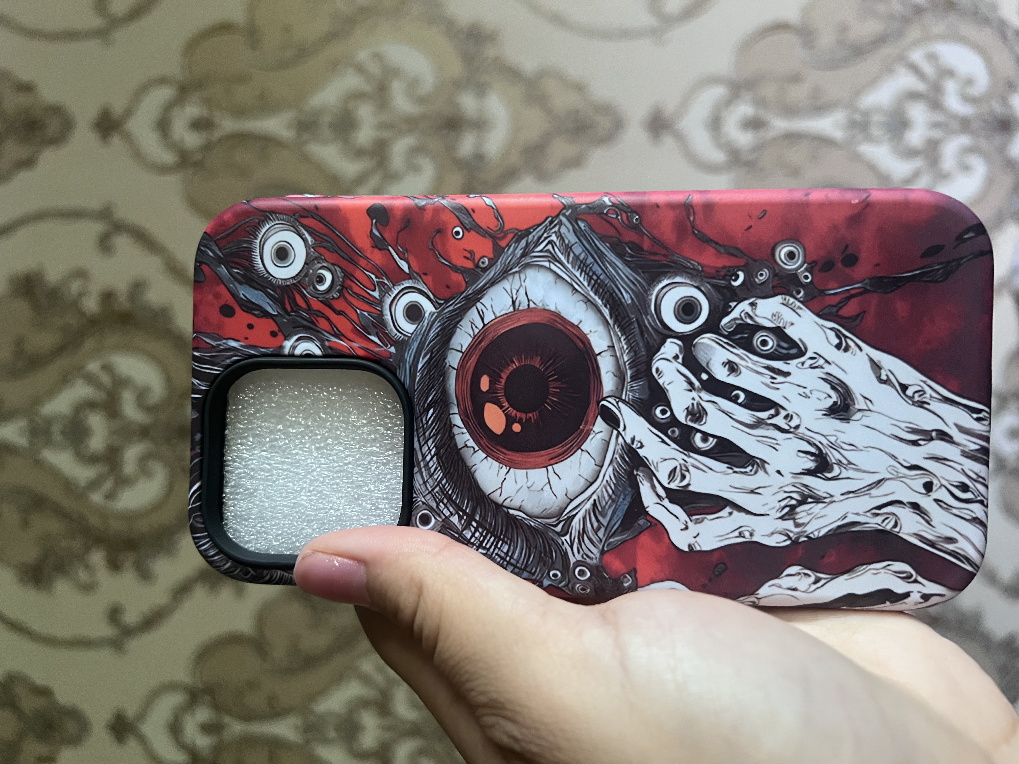Стильные чехлы для iPhone 11 / 12 / 13 / 14 / 15 Pro / Pro Max