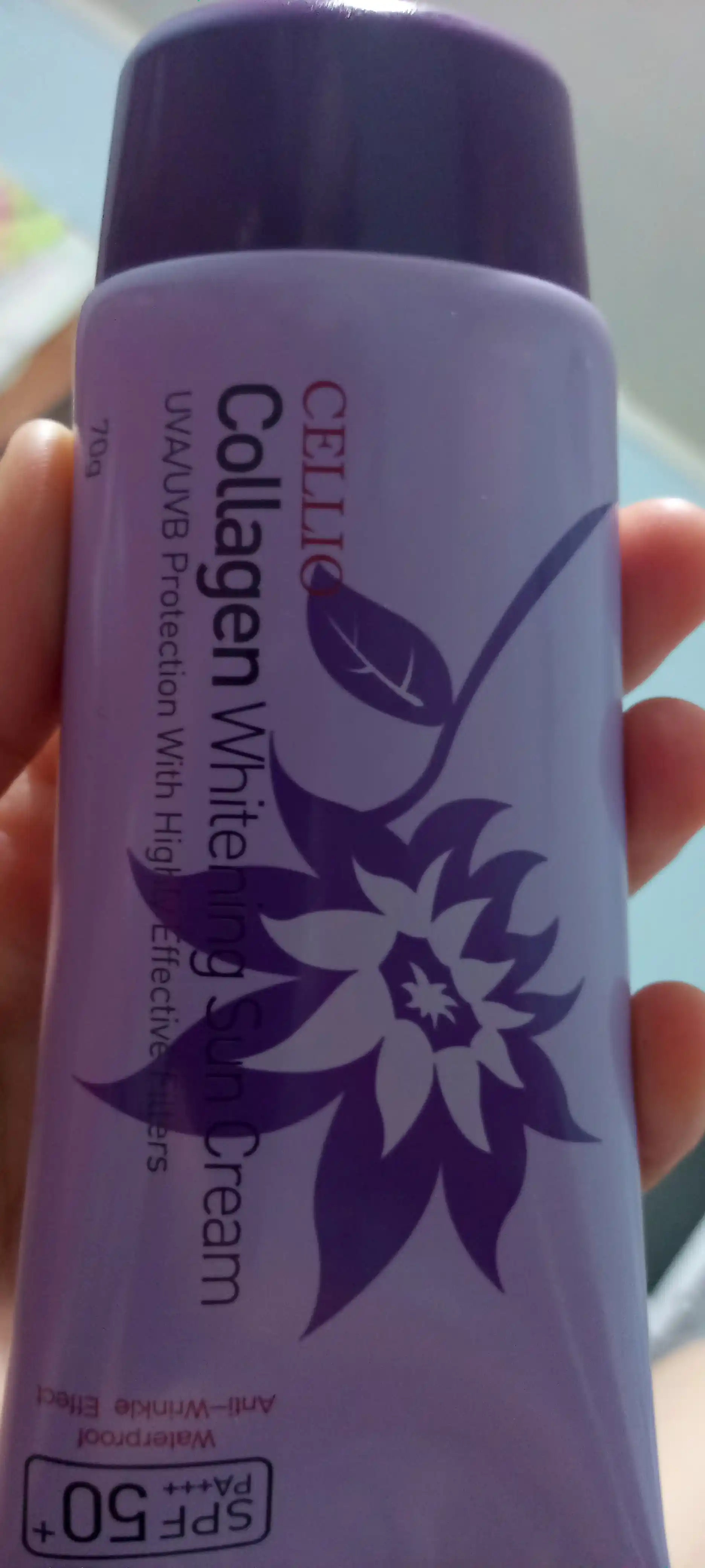 Yuz uchun namlantiruvchi va quyoshdan himoya qiluvchi krem, Dr.Cellio 98%, SPF 50+, Koreya