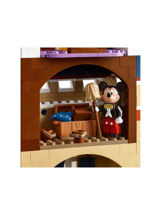 Конструктор LEGO Disney Сказочный замок 71040, 4080 деталей
