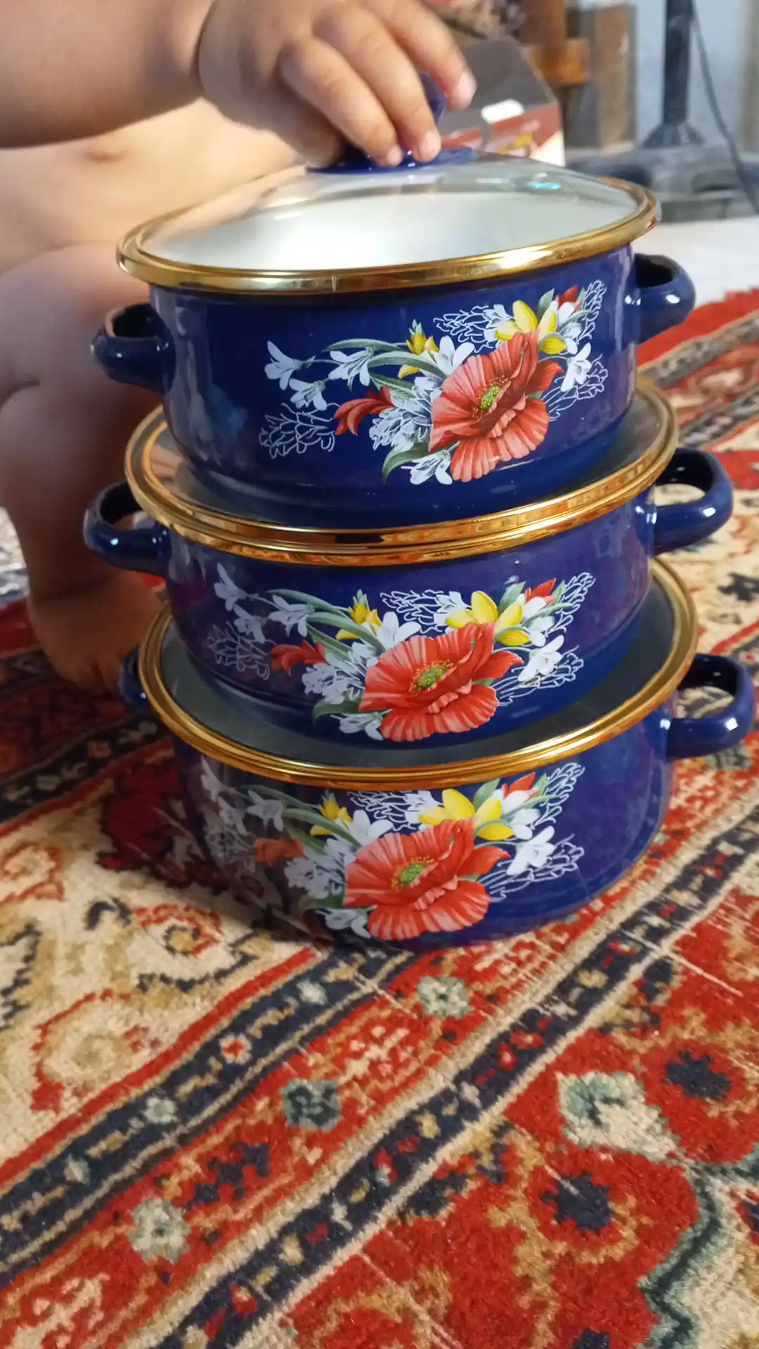 3 dona sirlangan kostryulkalar to‘plami qopqoqli sifatli, barcha plitalar uchun mos keladi