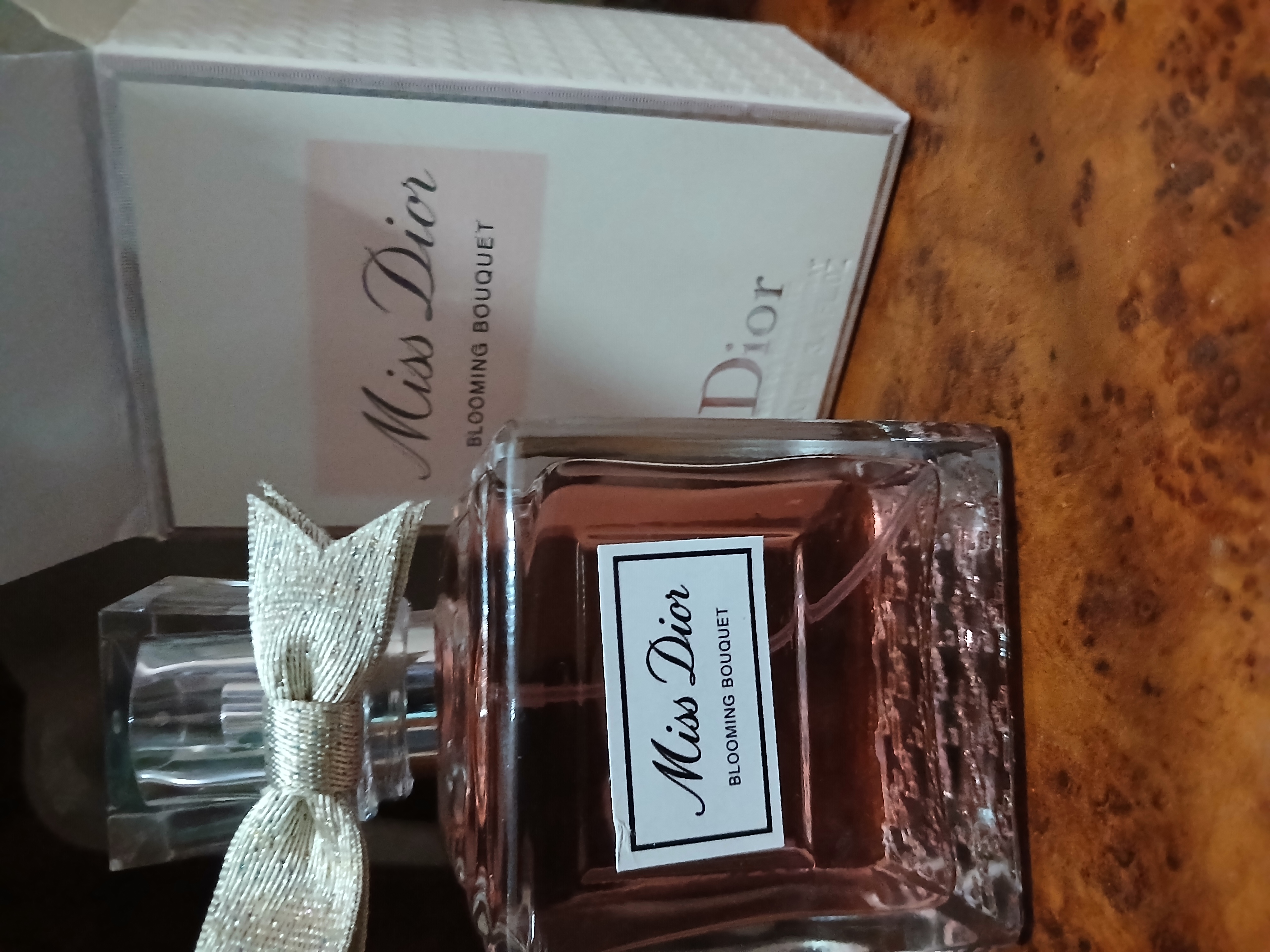Ayollar atiri, Miss dior Blooming Bouquet, 100 ml, sovg'a uchun