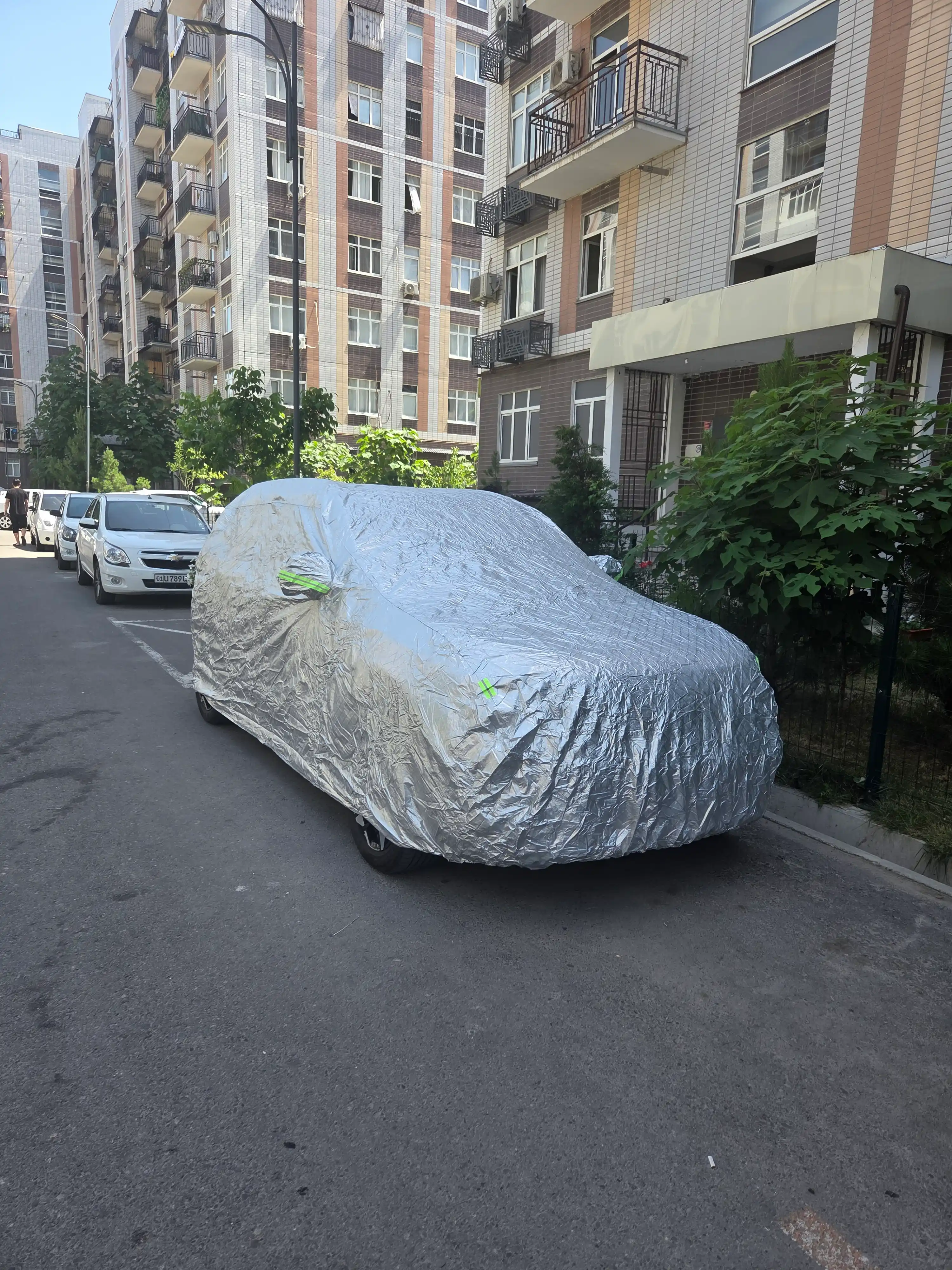 Защитный тент-чехол для автомобилей