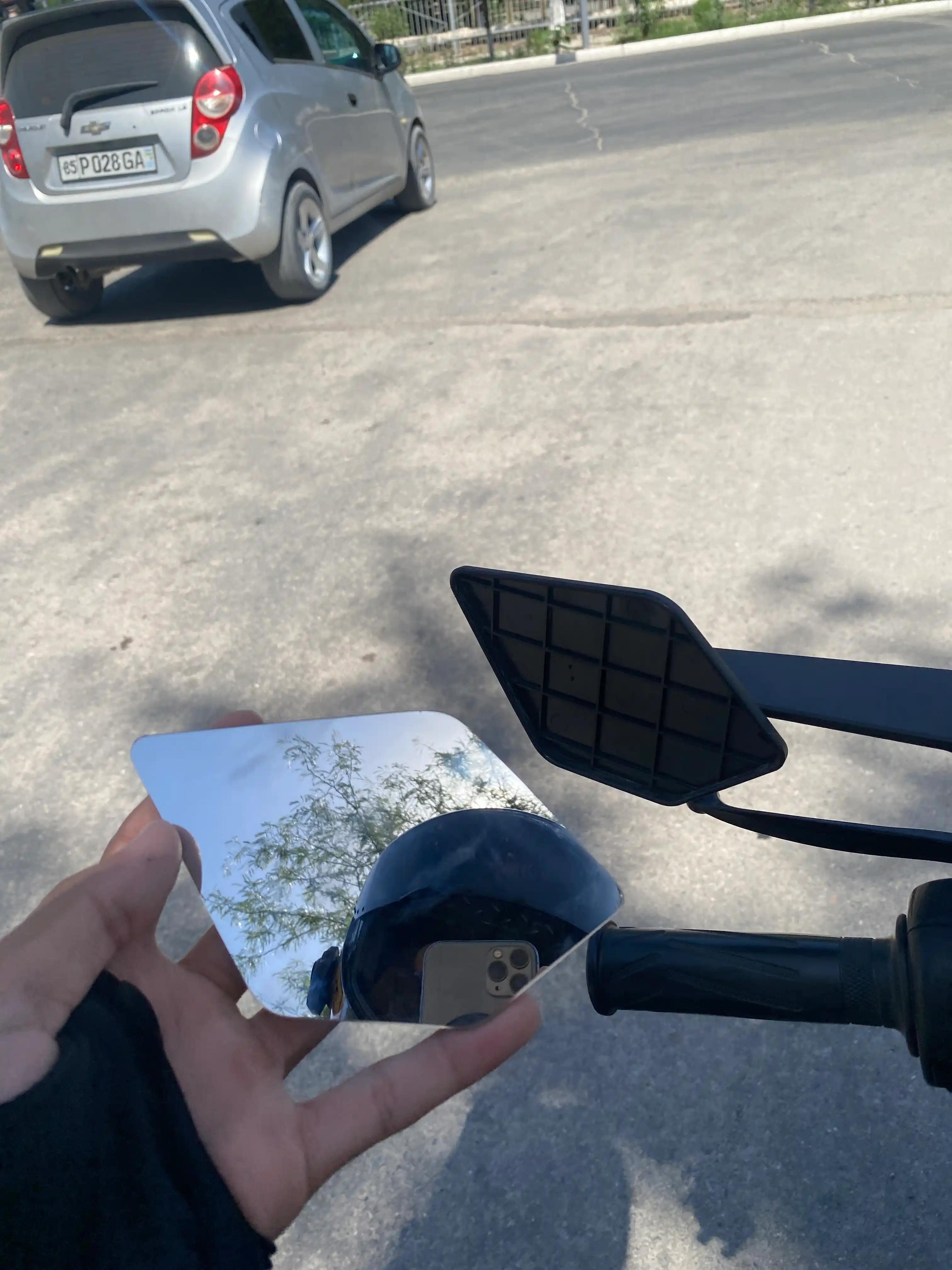 Mototsikl va skuter uchun universal orqa ko‘rish oynalari, 360° sozlanadi