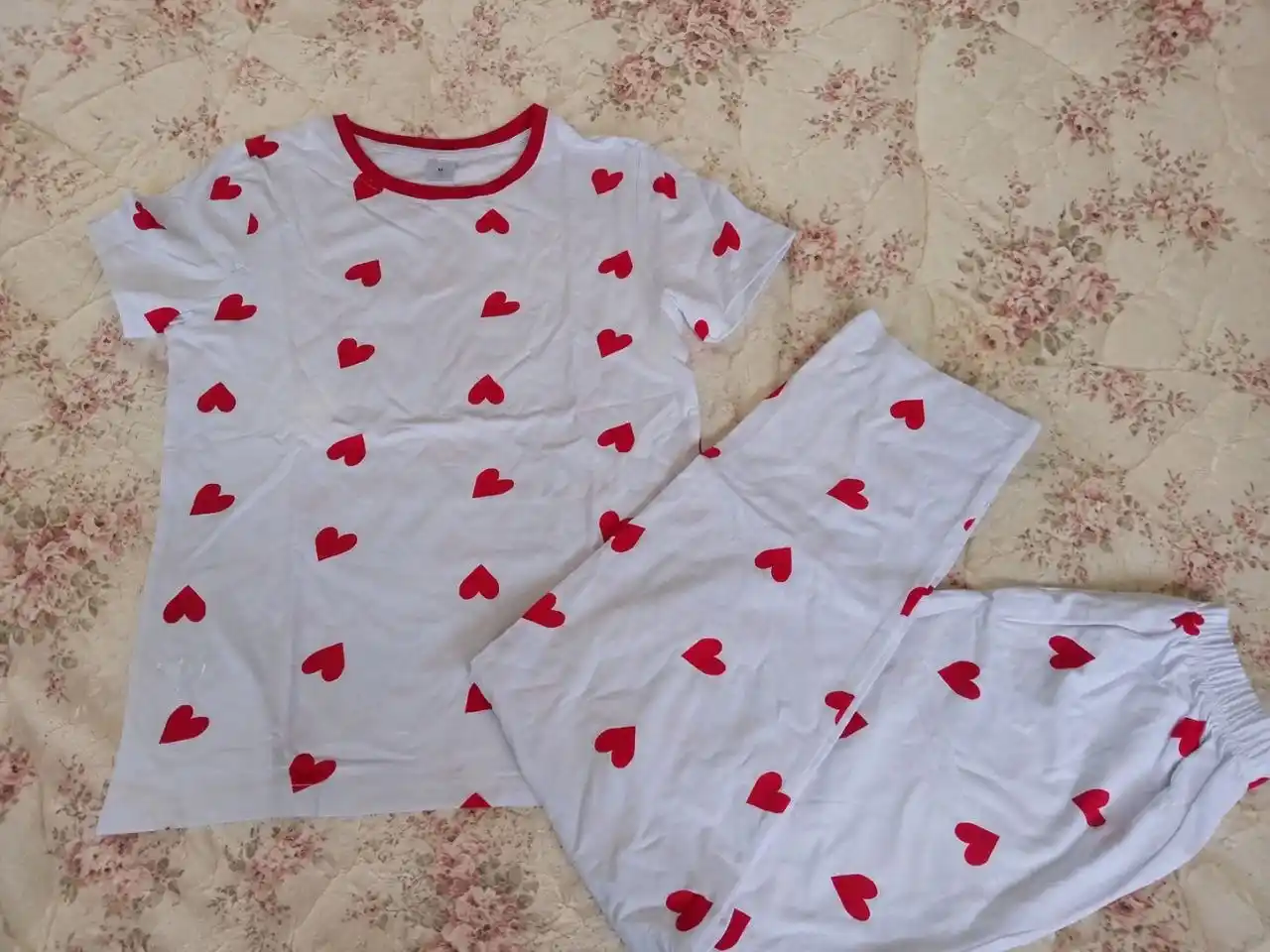 Ayollar pijamasi UzLook, futbolkali to‘plam, yumshoq va qulay uyqu kiyimi, S-2XL