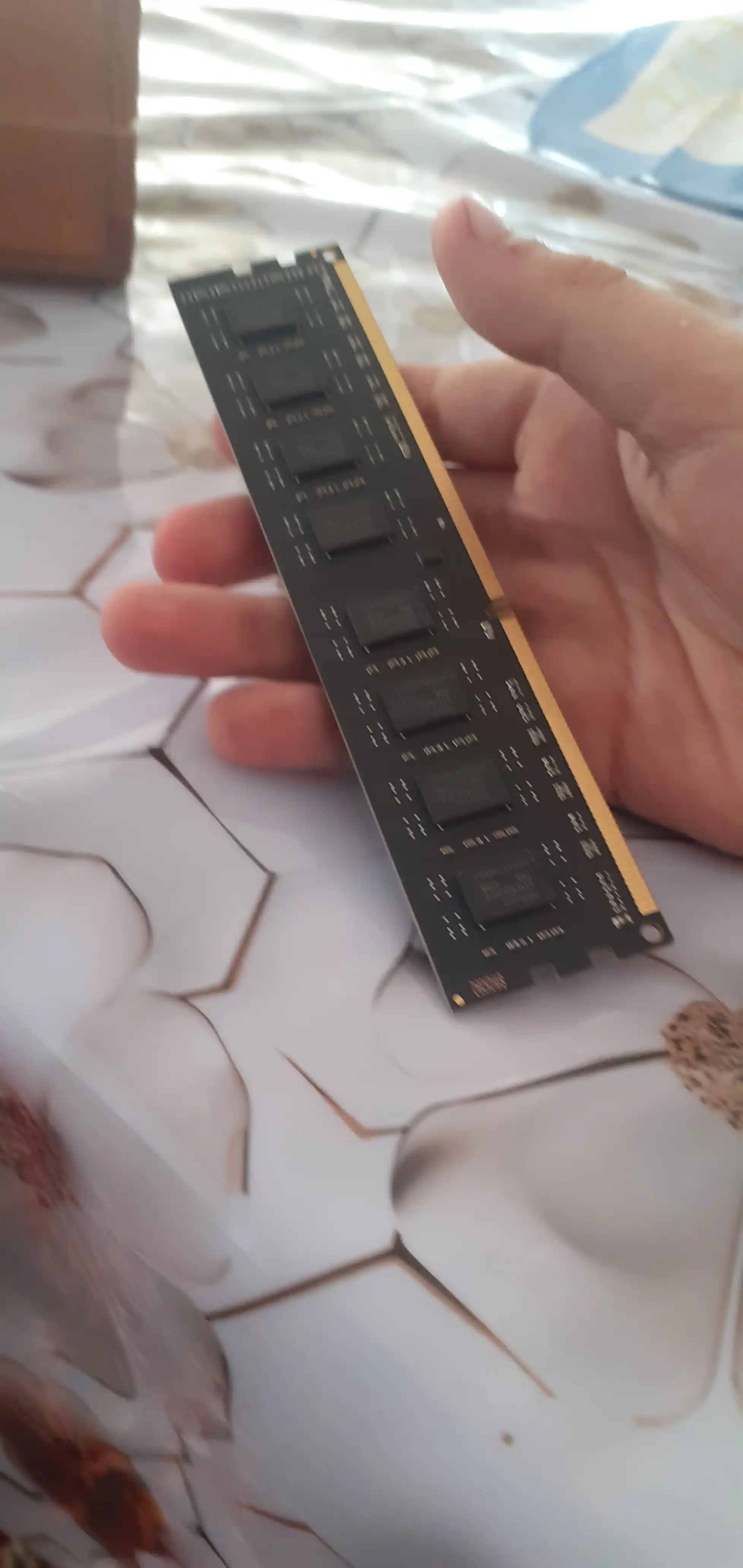 Operativ xotira DDR3,4,5 1333, 1600, 2666, 3200, 5600 MHz, Kingston OEM, qora rang