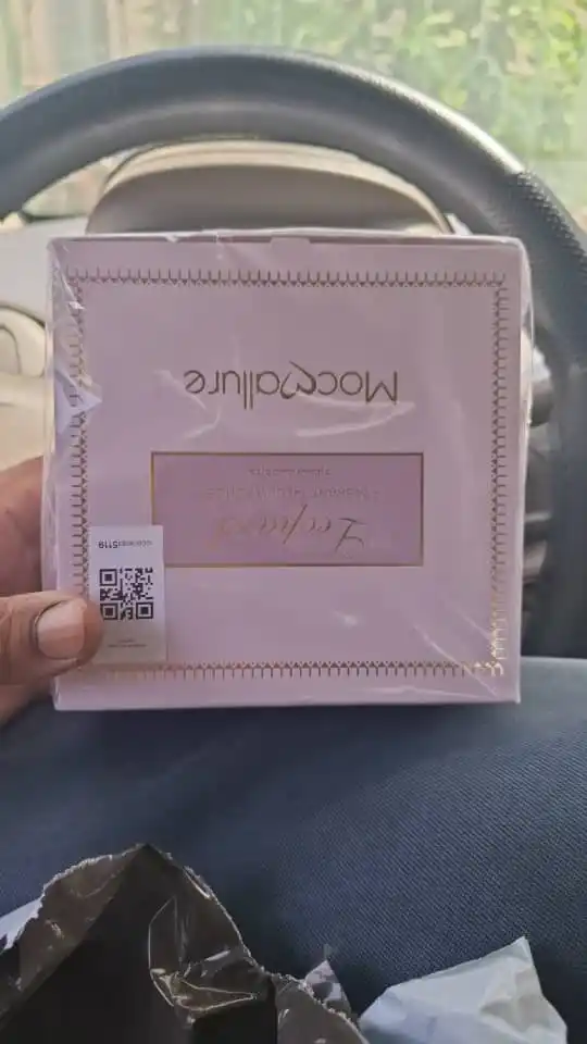 Ayollar uchun parfumni talk, 100 g