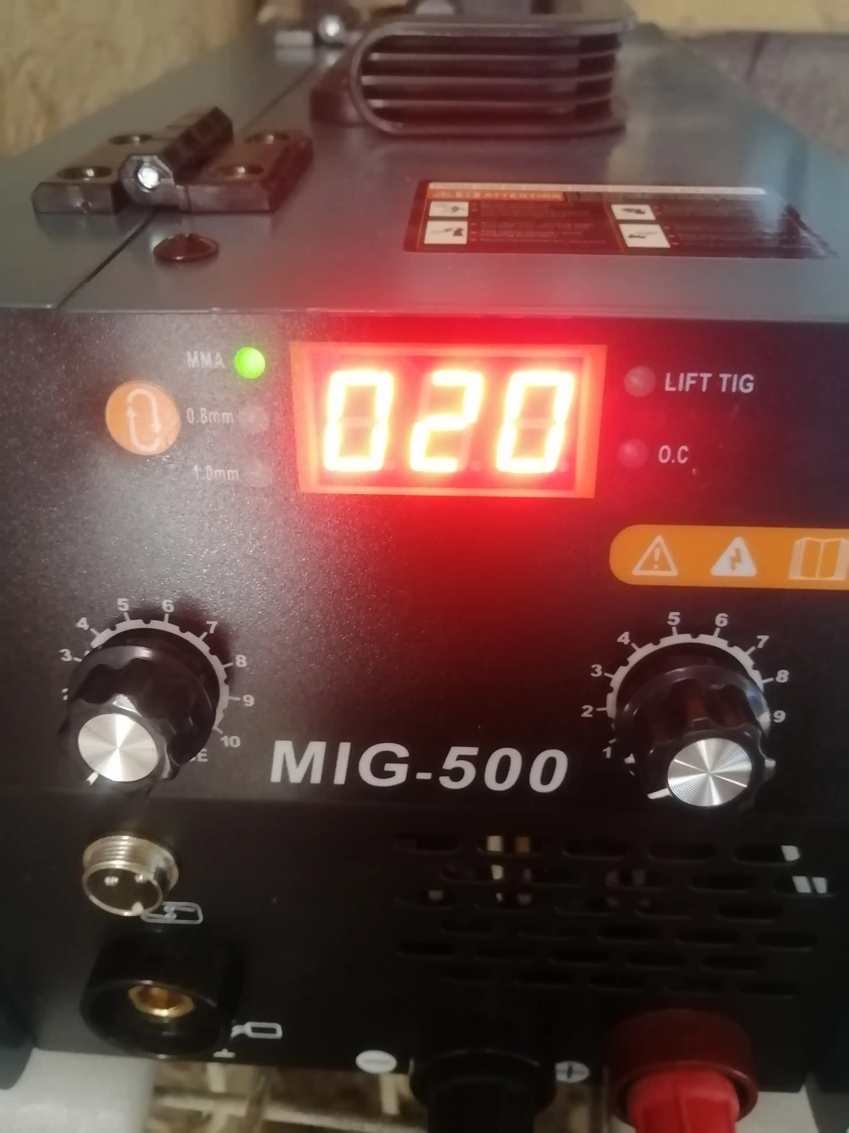 Payvandlash mashinasi, yarim avtomatik, gazsiz, MIG-500, invertor