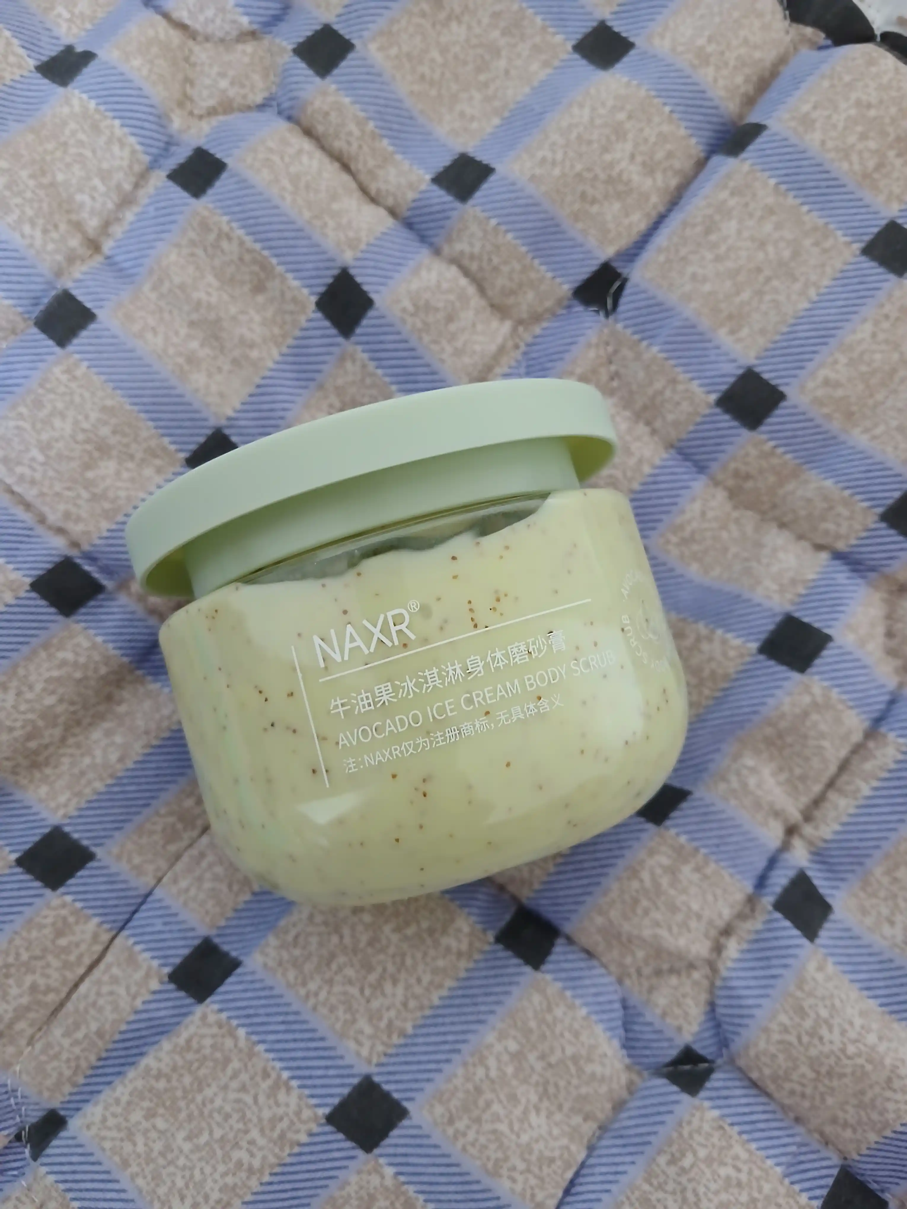 Пилинг скраб для лица и тела, 250 мл