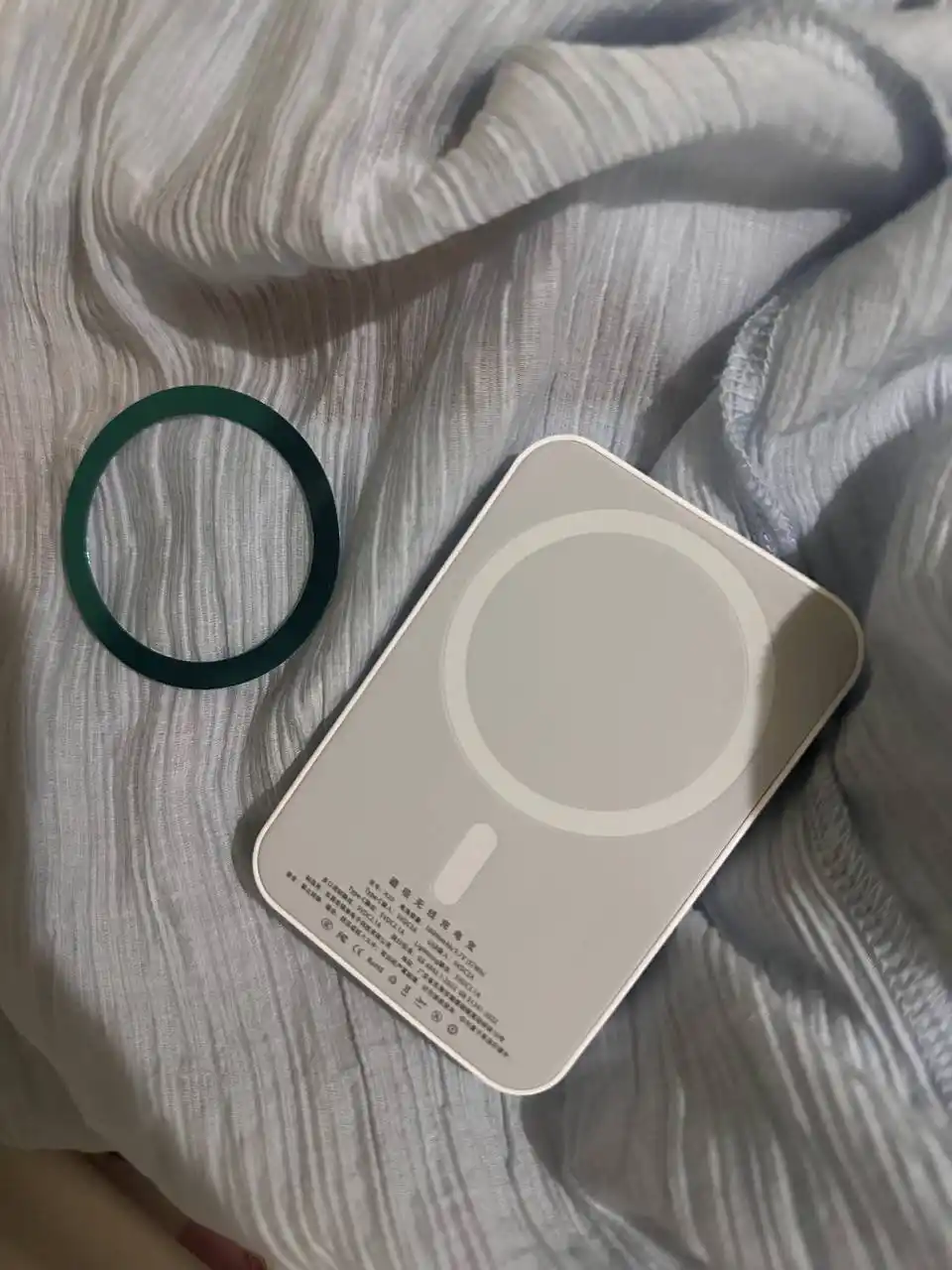 MagSafe tashqi akkumulyatori, magnitli Power Bank, simsiz quvvatlash