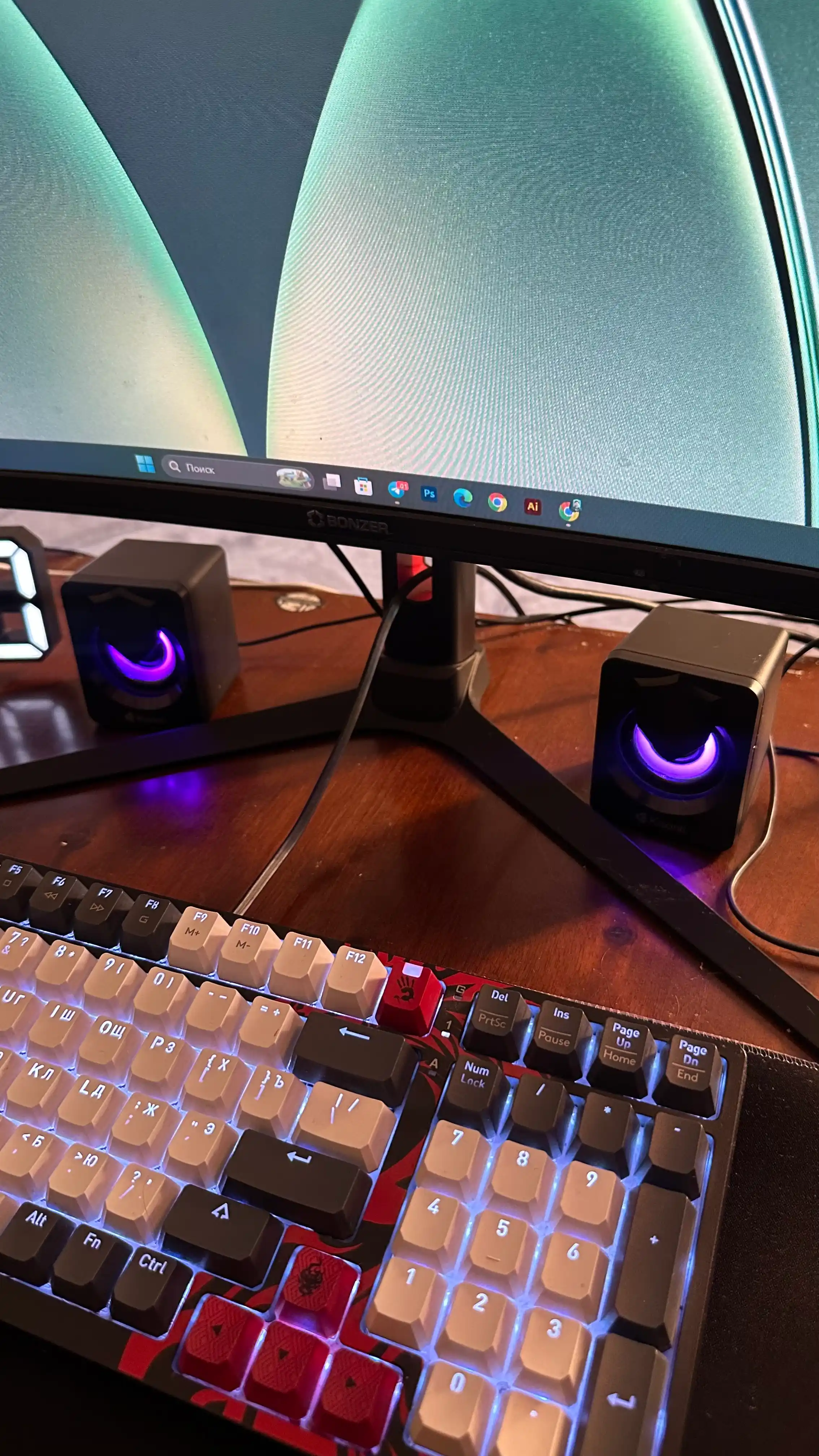 Колонки для компьютера Kisonli L-1030 5 Вт, 2.0, питание от USB, RGB подсветка