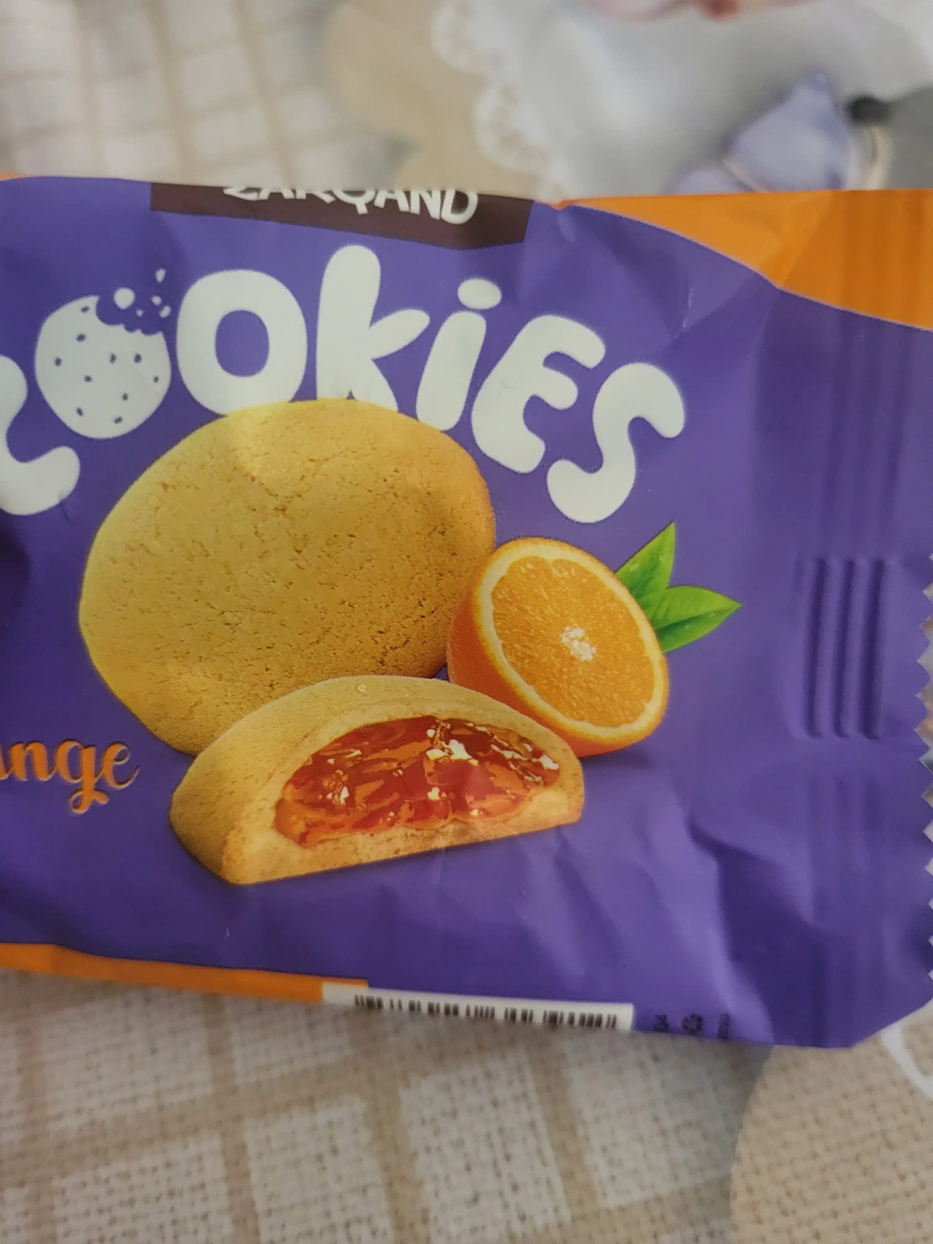 Печенье сдобное с начинкой со вкусом апельсина "ORANGE COOKIES"