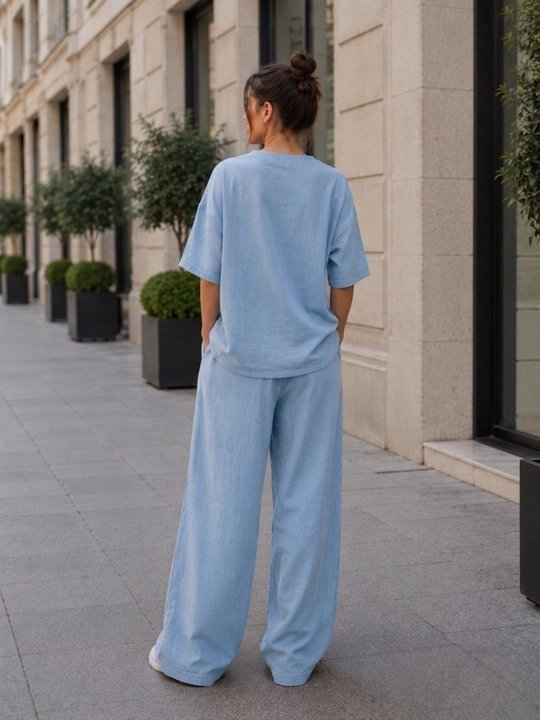 Ayollar uchun zig‘ir matoli dvoyka oversize — yozgi keng shimli kostyum