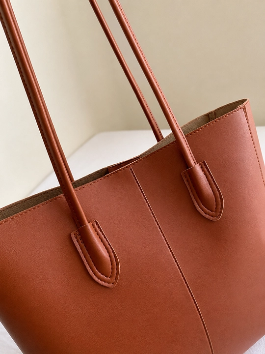 Ayollar uchun katta shopper sumka, PU charm tote, ish va hujjatlar uchun
