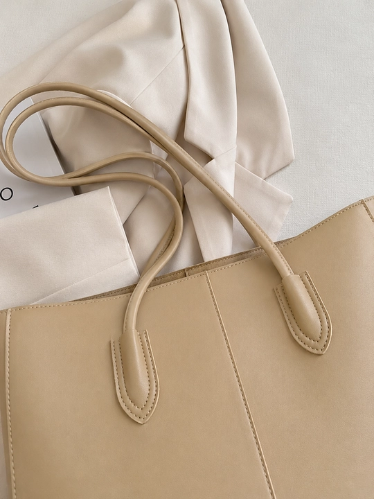 Ayollar uchun katta shopper sumka, PU charm tote, ish va hujjatlar uchun