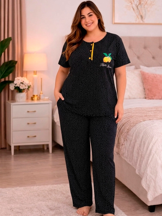 Katta o‘lchamli, uyda va uxlash uchun qulay pijama, standart, 62, 64, 66 - 