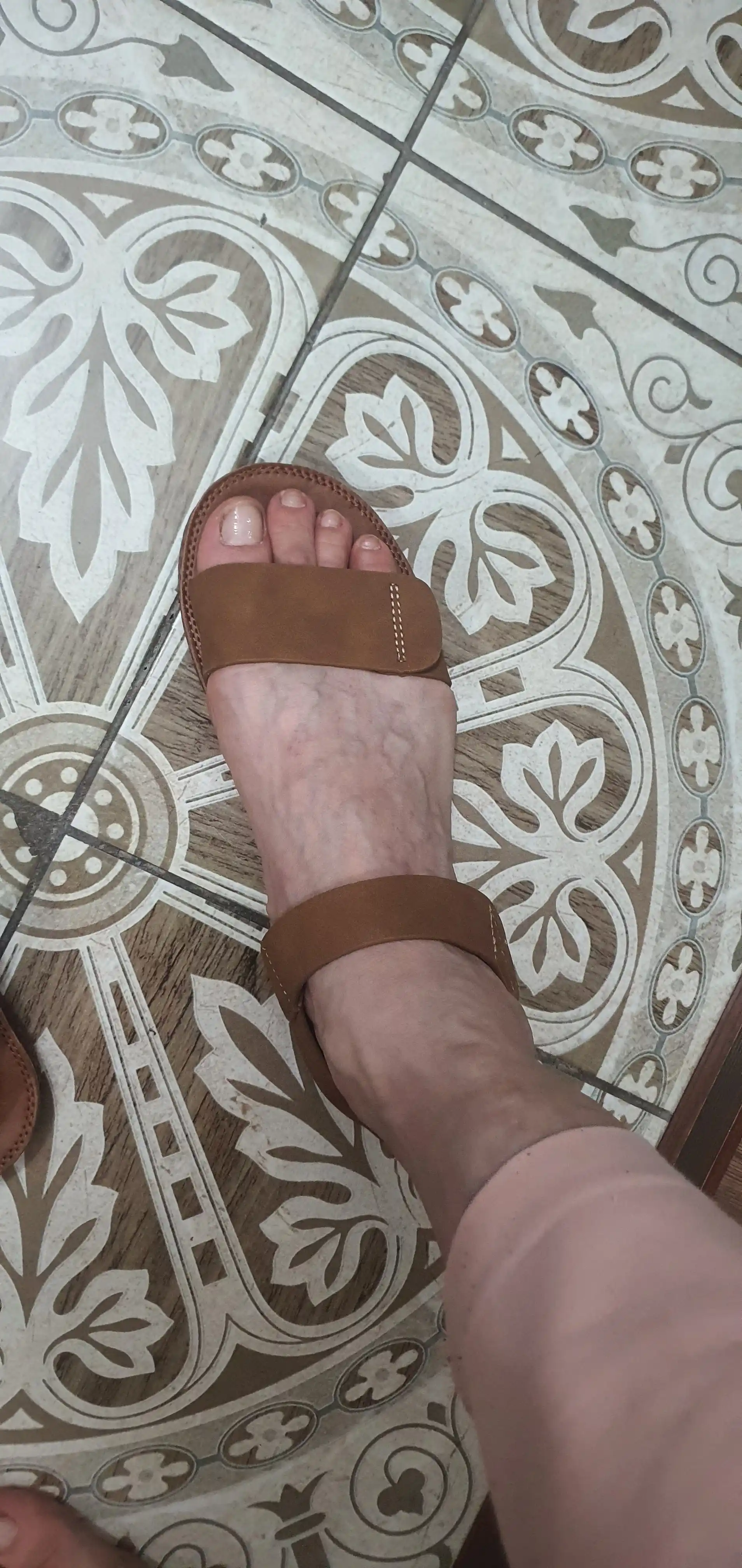 Ayollar sandallari, yozgi sandallar, ayollar shippaklari, 36-40 o‘lchamli