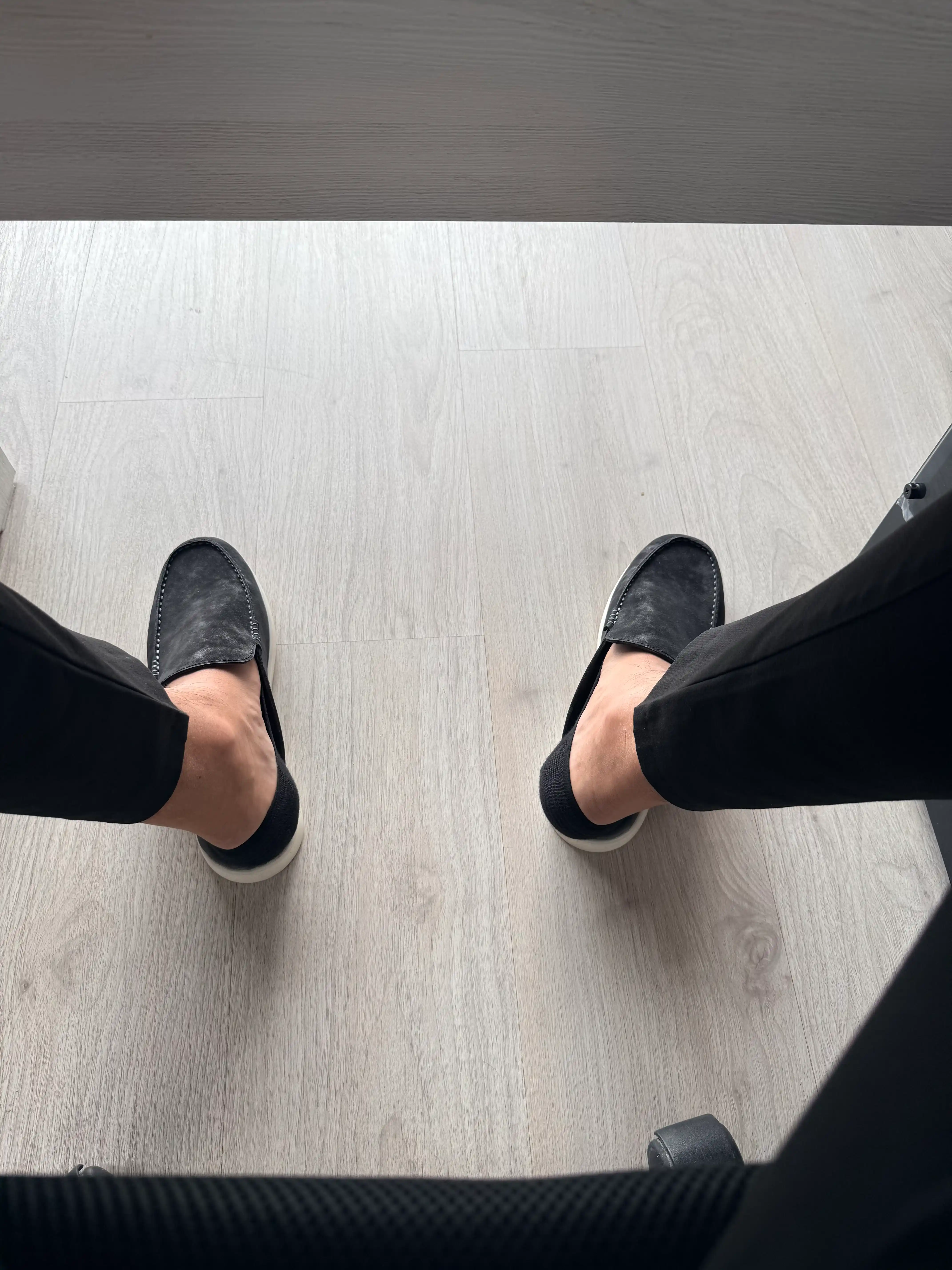 Erkaklar shippagi, ochiq poshnali, yengil, qulay shippak, 39-44