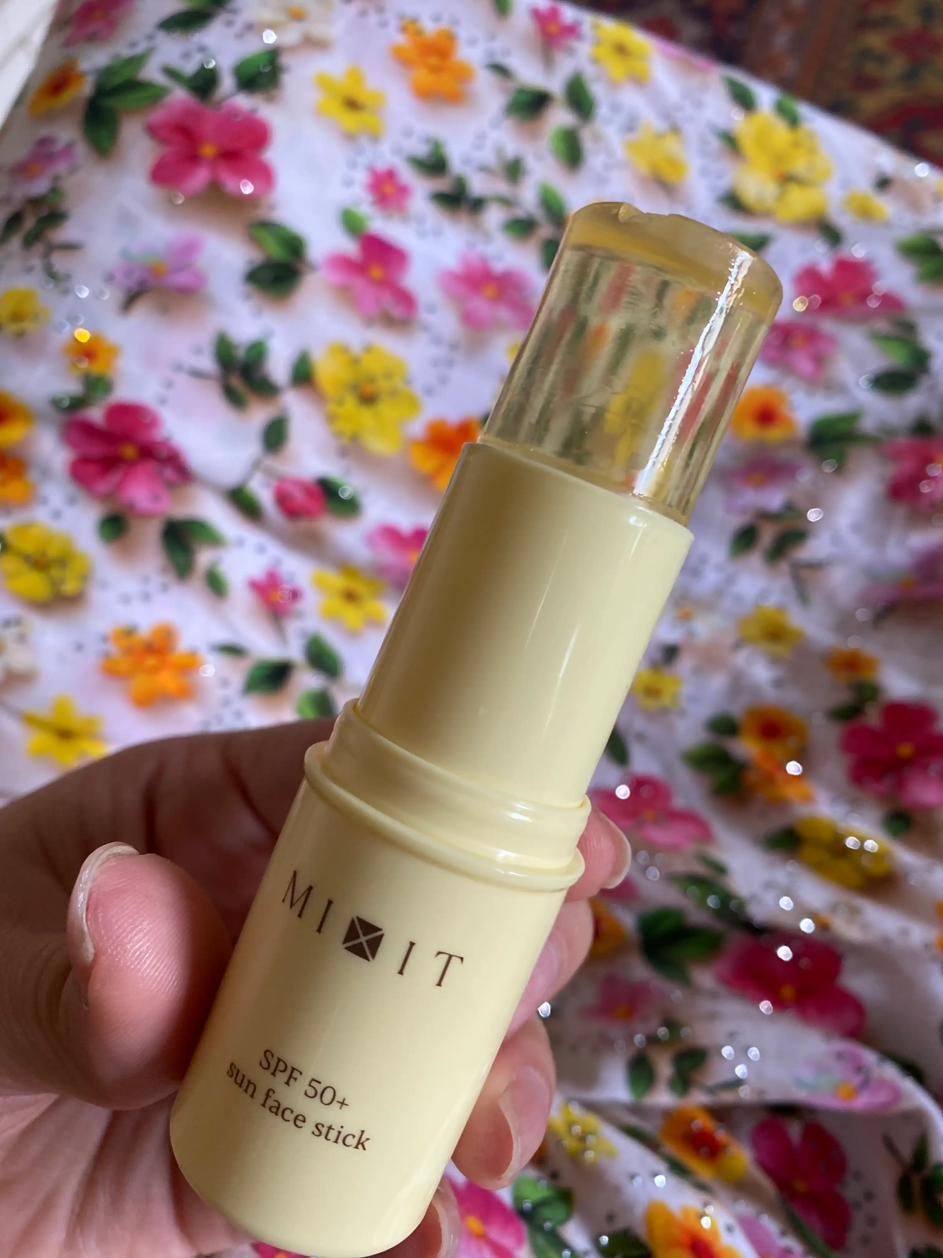 Солнцезащитный стик для лица MIXIT SPF 50+ SUN Face Stick, 15 гр