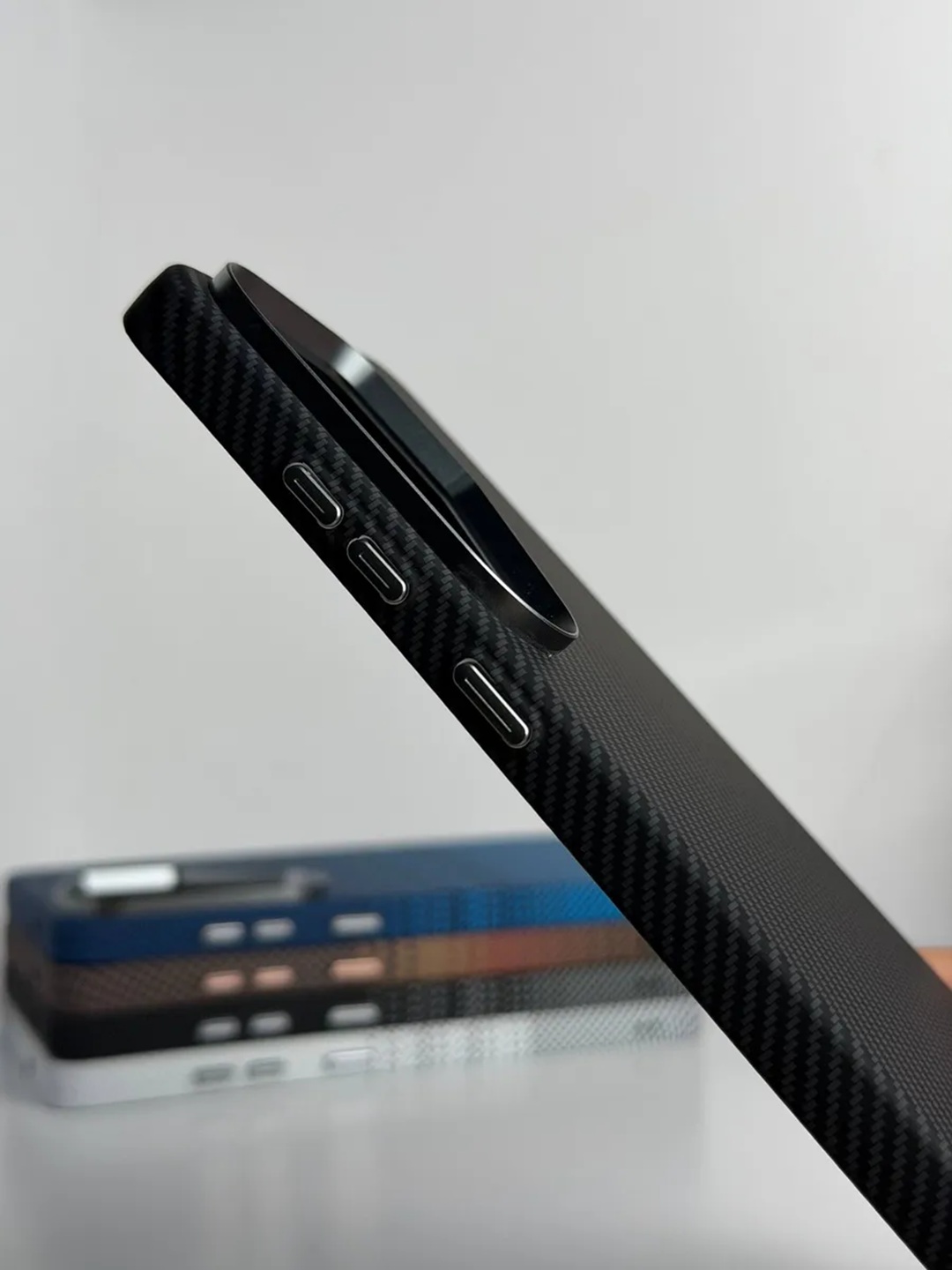 Карбоновый чехол для Samsung S22,S23,S24,S25,S26 FE,PLUS, ULTRA Magsafe, жесткий
