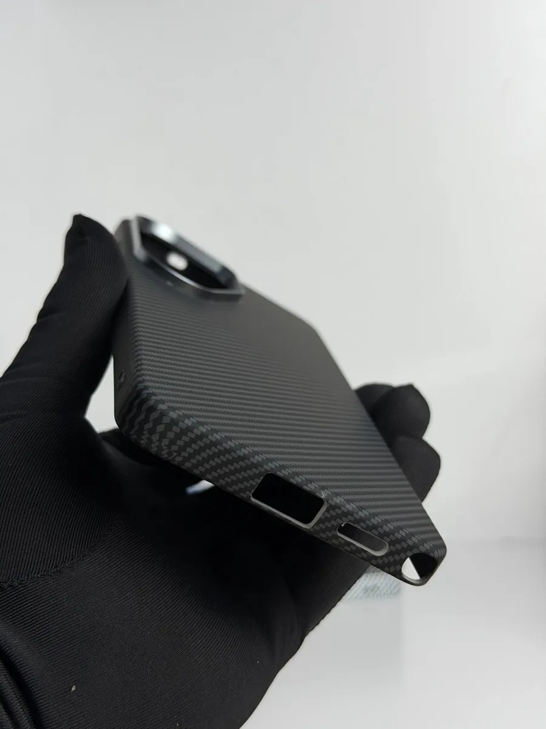 Карбоновый чехол для Samsung S22,S23,S24,S25,S26 FE,PLUS, ULTRA Magsafe, жесткий