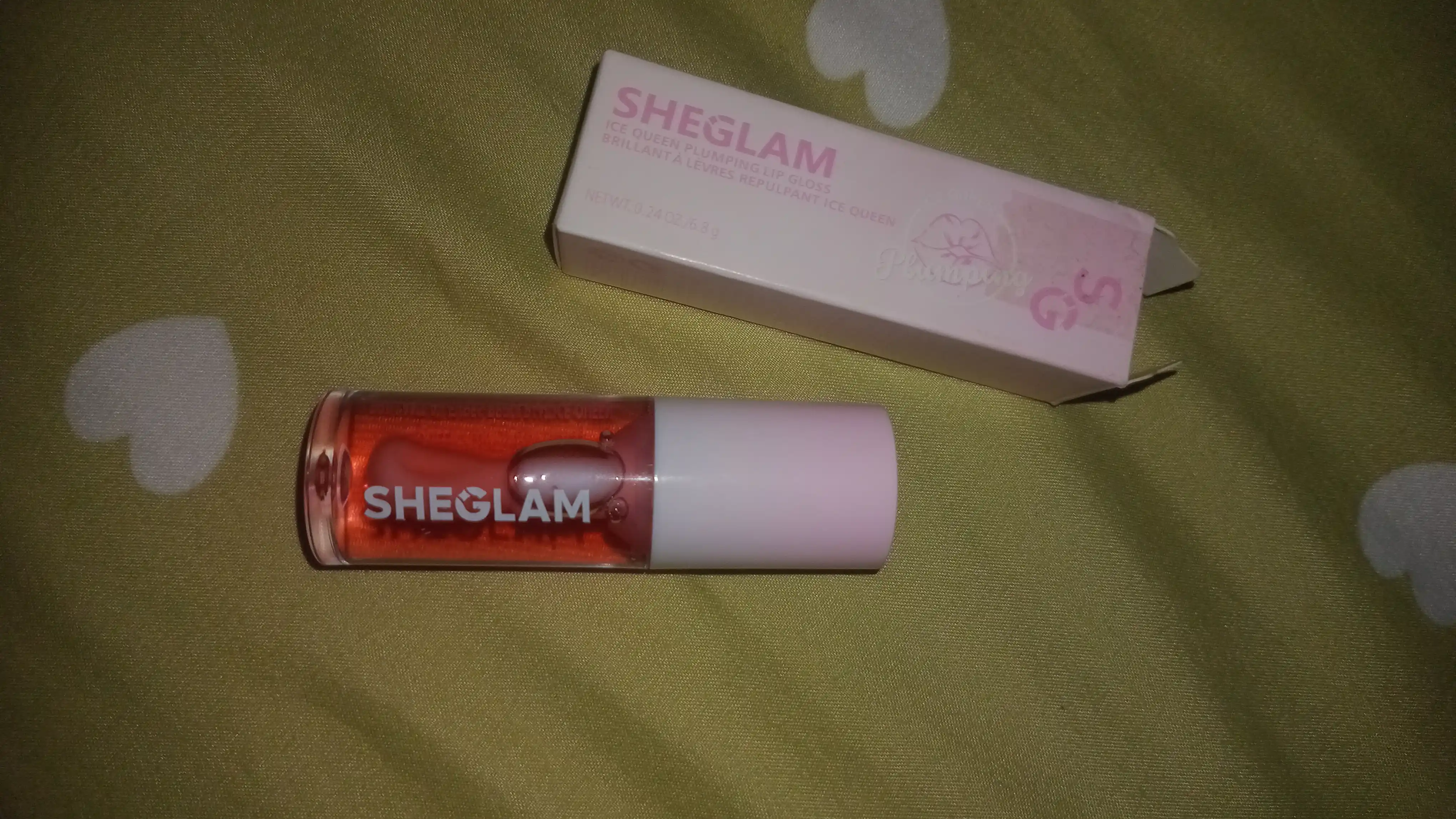 SHEGLAM lab uchun shaffof yaltiroq sariyog‘, kattalashtirish, namlash va oziqlantirish