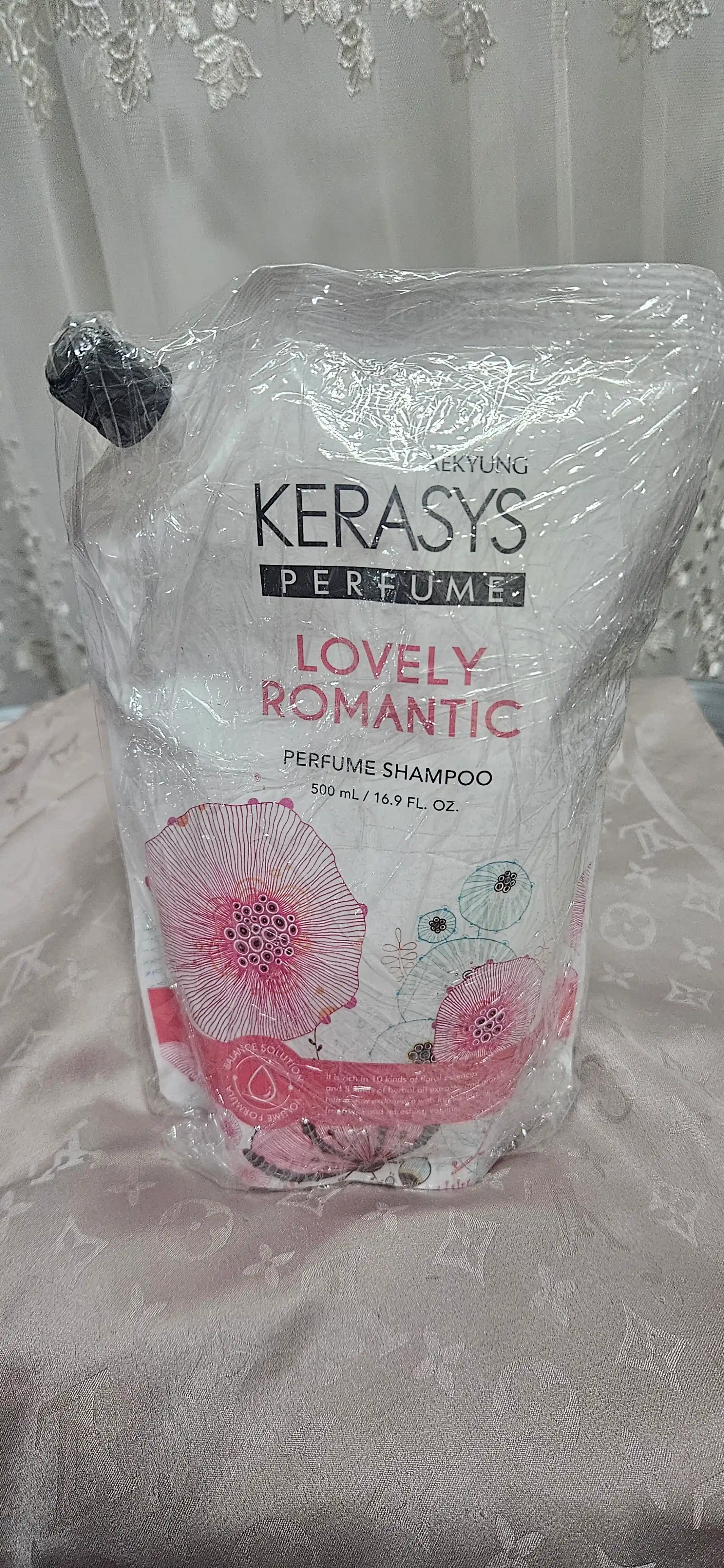 Шампунь с кератином, для женщин, с приятным ароматом, Kerasys Lovely Romantic
