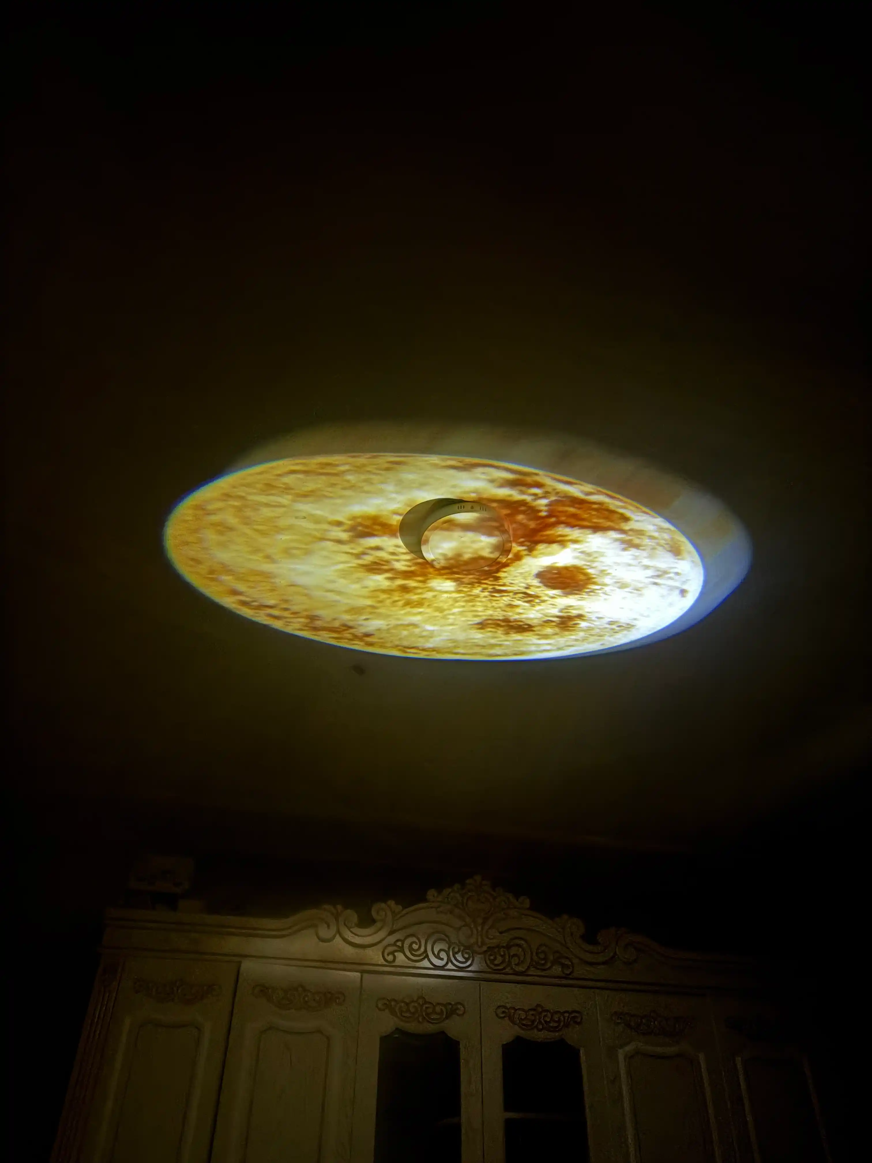 Kosmik LED proyektor, 10 ta almashtiriladigan obyektiv, USB – sayyoralar, PLANETARIUM