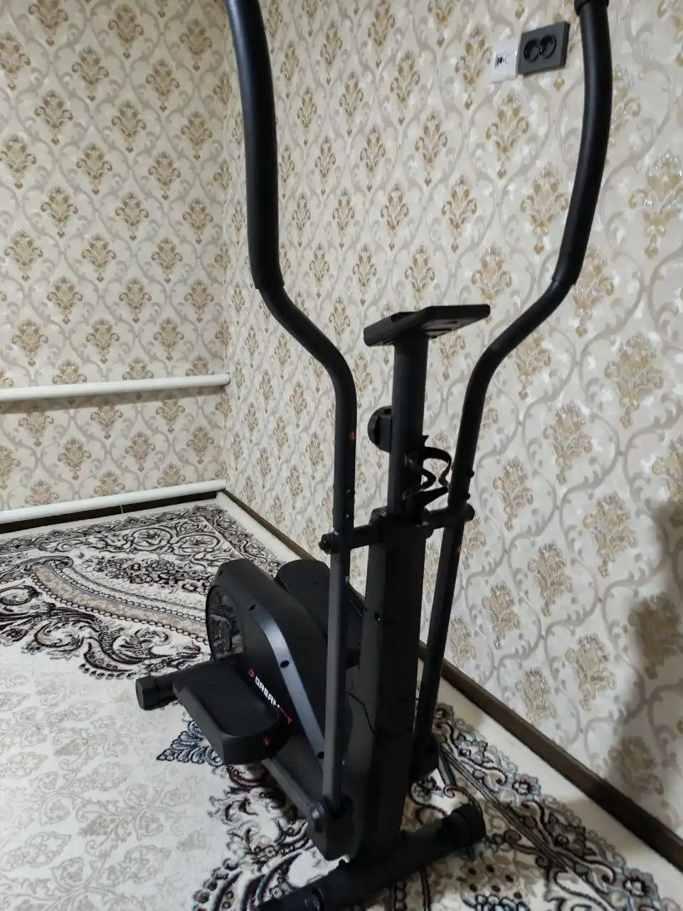 Elliptik trenajor, velo chang'i Dreamfit 007