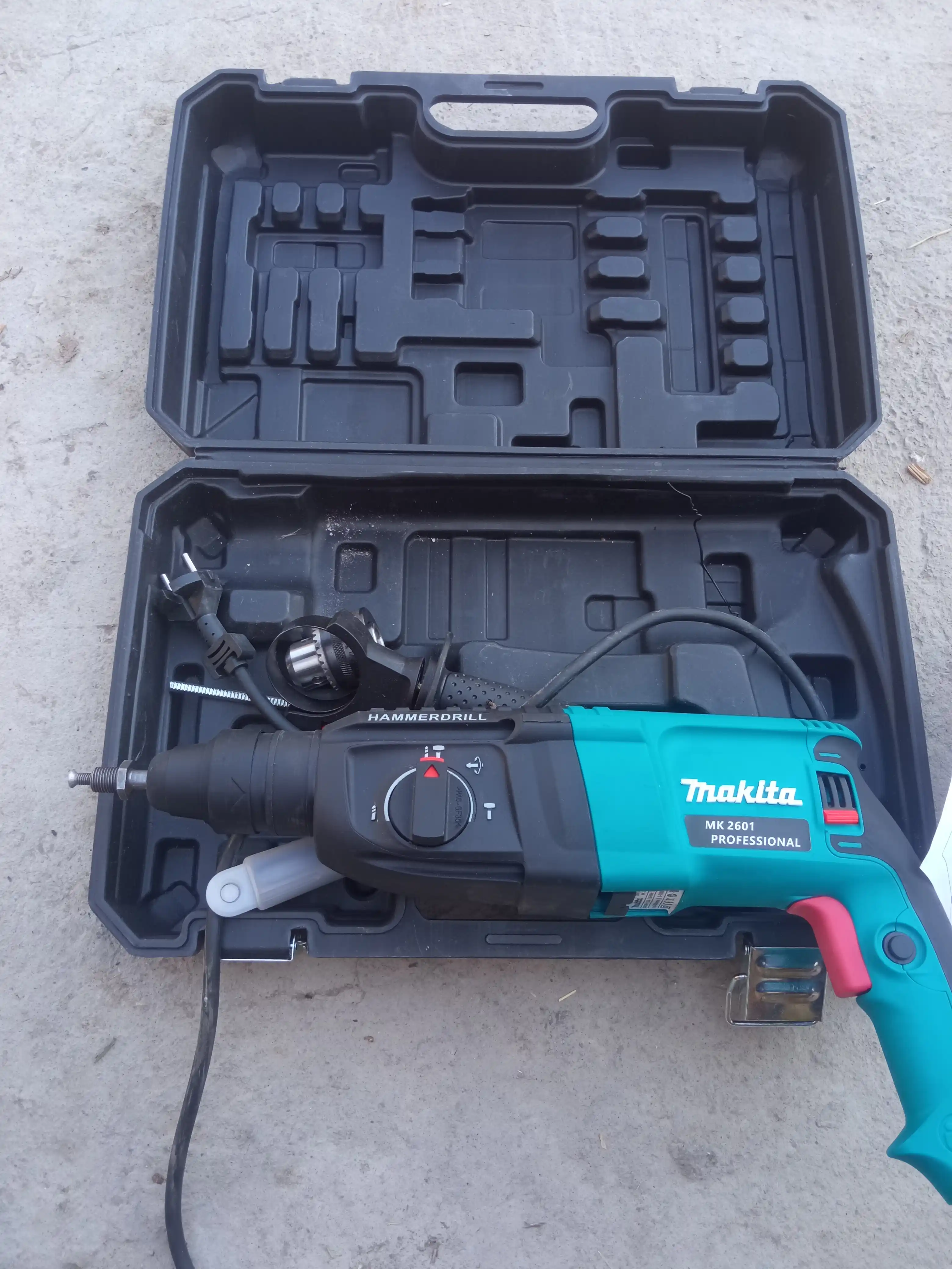 Perforator professionalni 3х bosqichlik, 26 mm, SDS PLUS