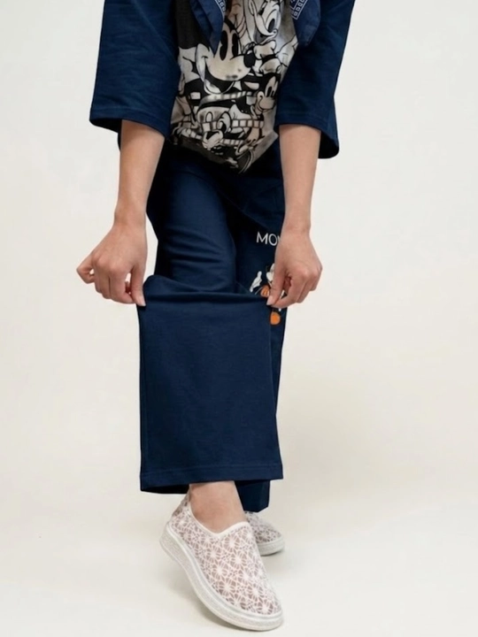 Двойка женская, oversize, свободного кроя, с широкими брюками и футболкой