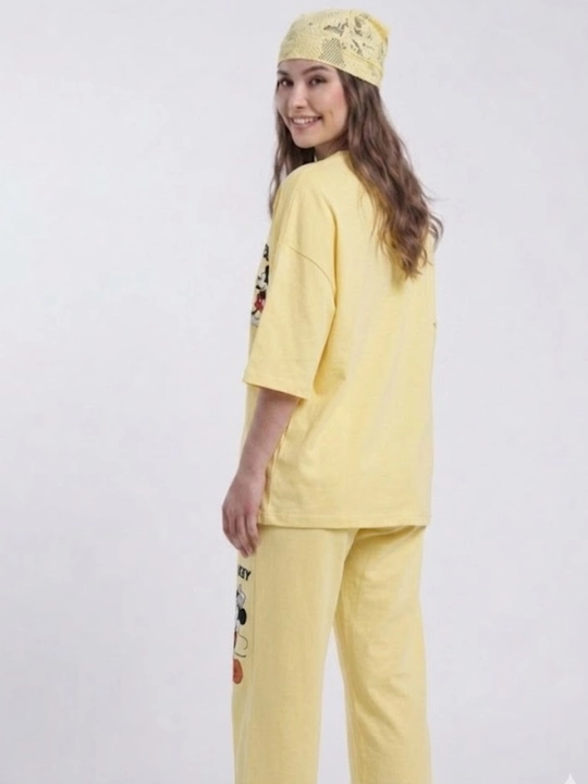 Двойка женская, oversize, свободного кроя, с широкими брюками и футболкой