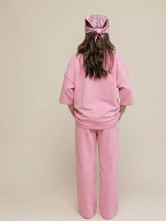 Двойка женская, oversize, свободного кроя, с широкими брюками и футболкой