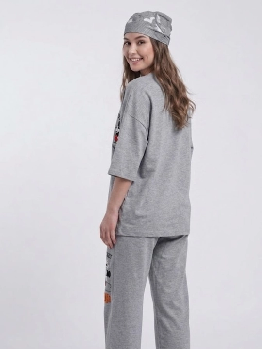 Двойка женская, oversize, свободного кроя, с широкими брюками и футболкой
