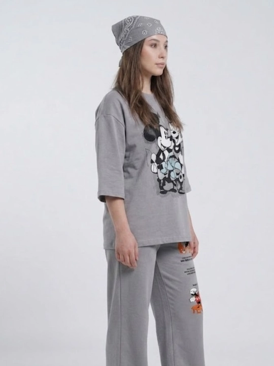 Двойка женская, oversize, свободного кроя, с широкими брюками и футболкой