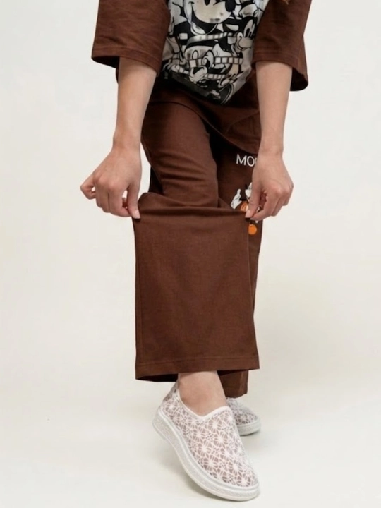 Двойка женская, oversize, свободного кроя, с широкими брюками и футболкой
