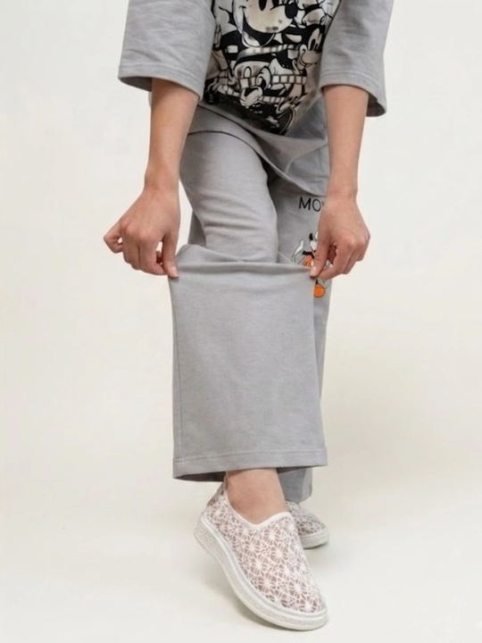 Двойка женская, oversize, свободного кроя, с широкими брюками и футболкой