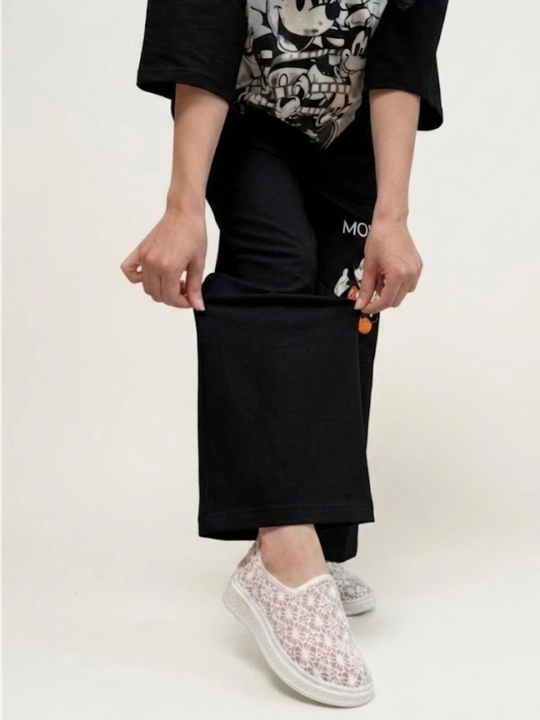 Двойка женская, oversize, свободного кроя, с широкими брюками и футболкой