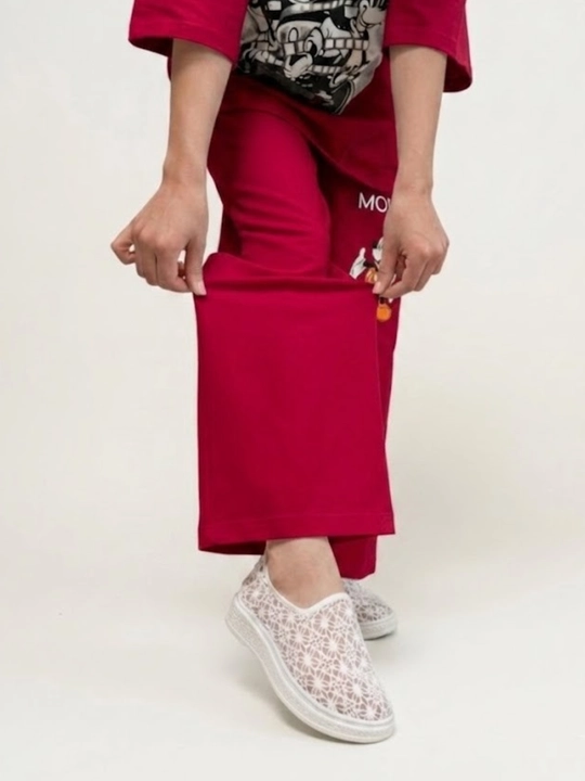 Двойка женская, oversize, свободного кроя, с широкими брюками и футболкой