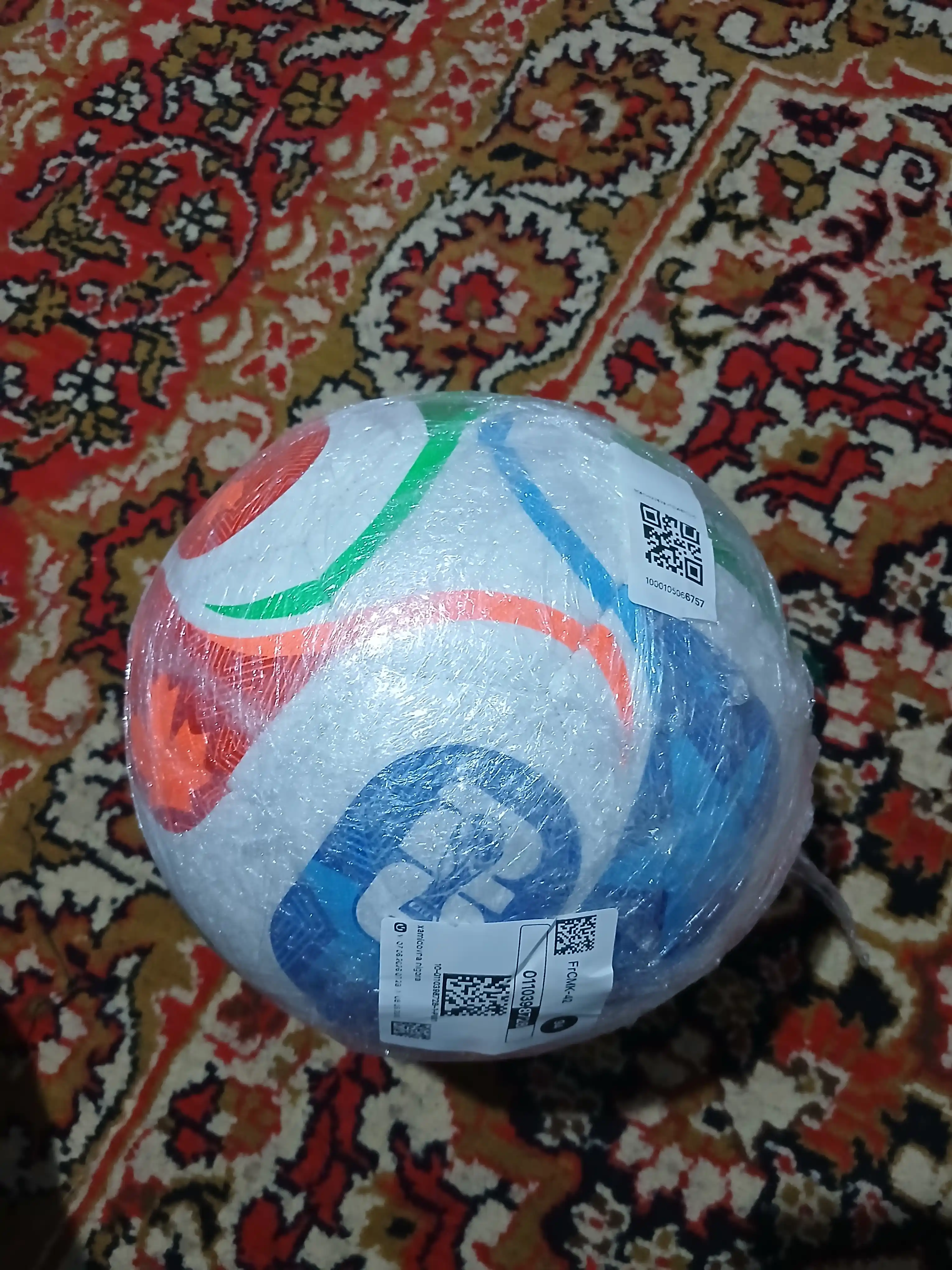Professional futbol to‘pi, o‘lchami 5