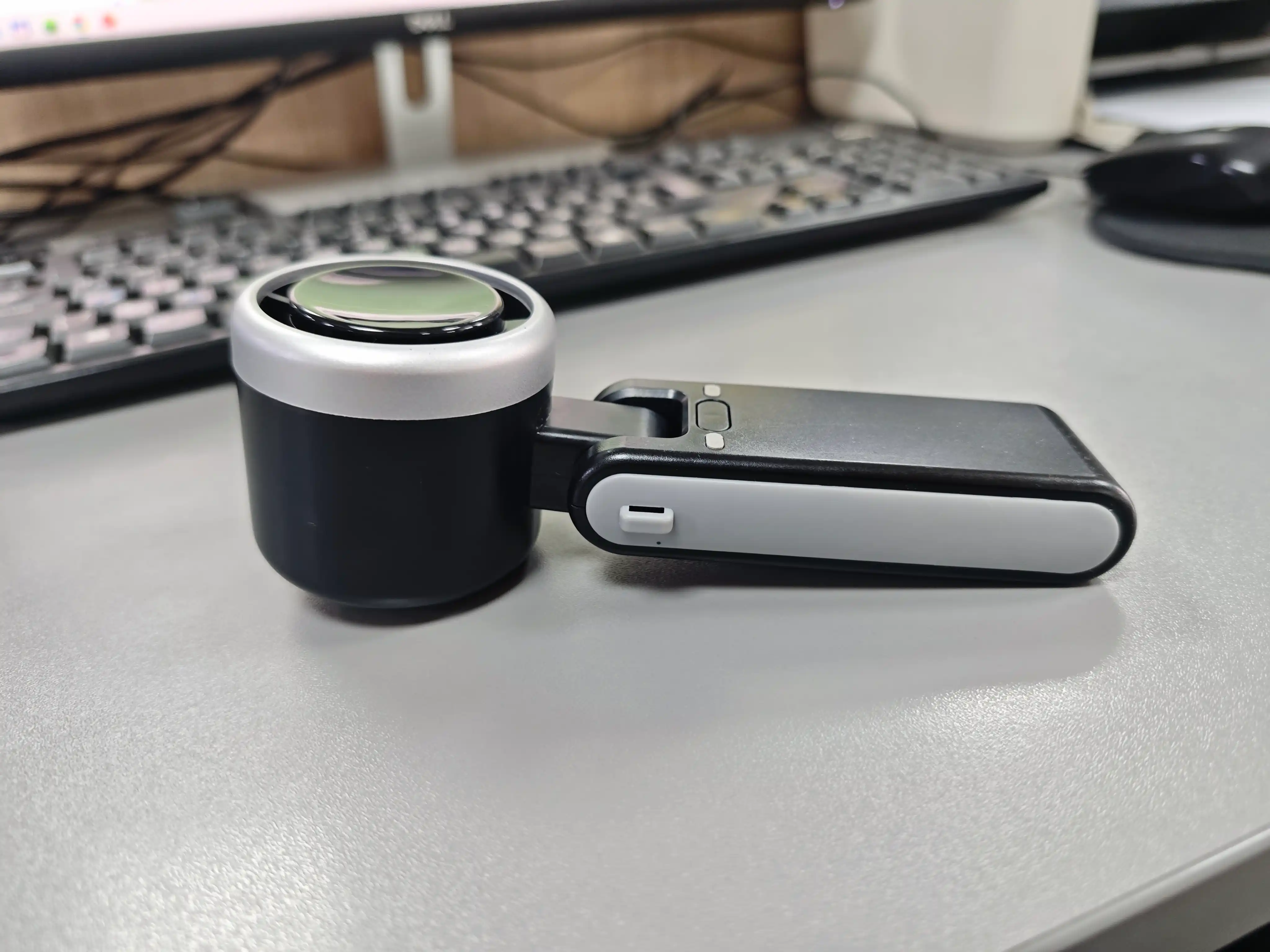 Mini ventilyator N607: 5 tezlik, cho'tkasiz motor, ryukzak uchun taqiladigan