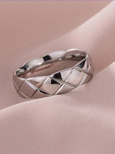 Для женщин и девушек, изящное кольцо в стиле "Cartier" — BEBI-KARTIE-УГОЛЬН-17