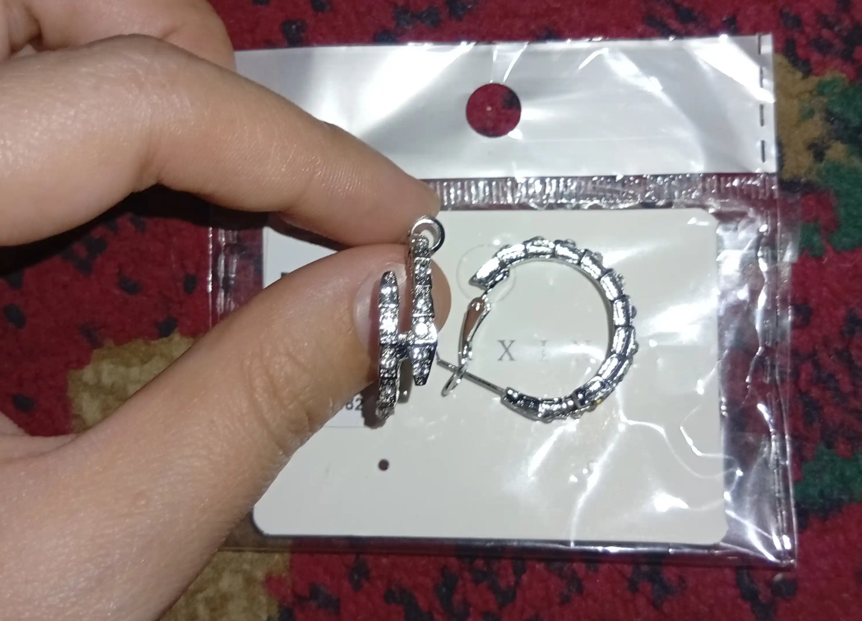 Серьги-кольца в виде змеи в стиле BVLGARI, женские серьги со стразами
